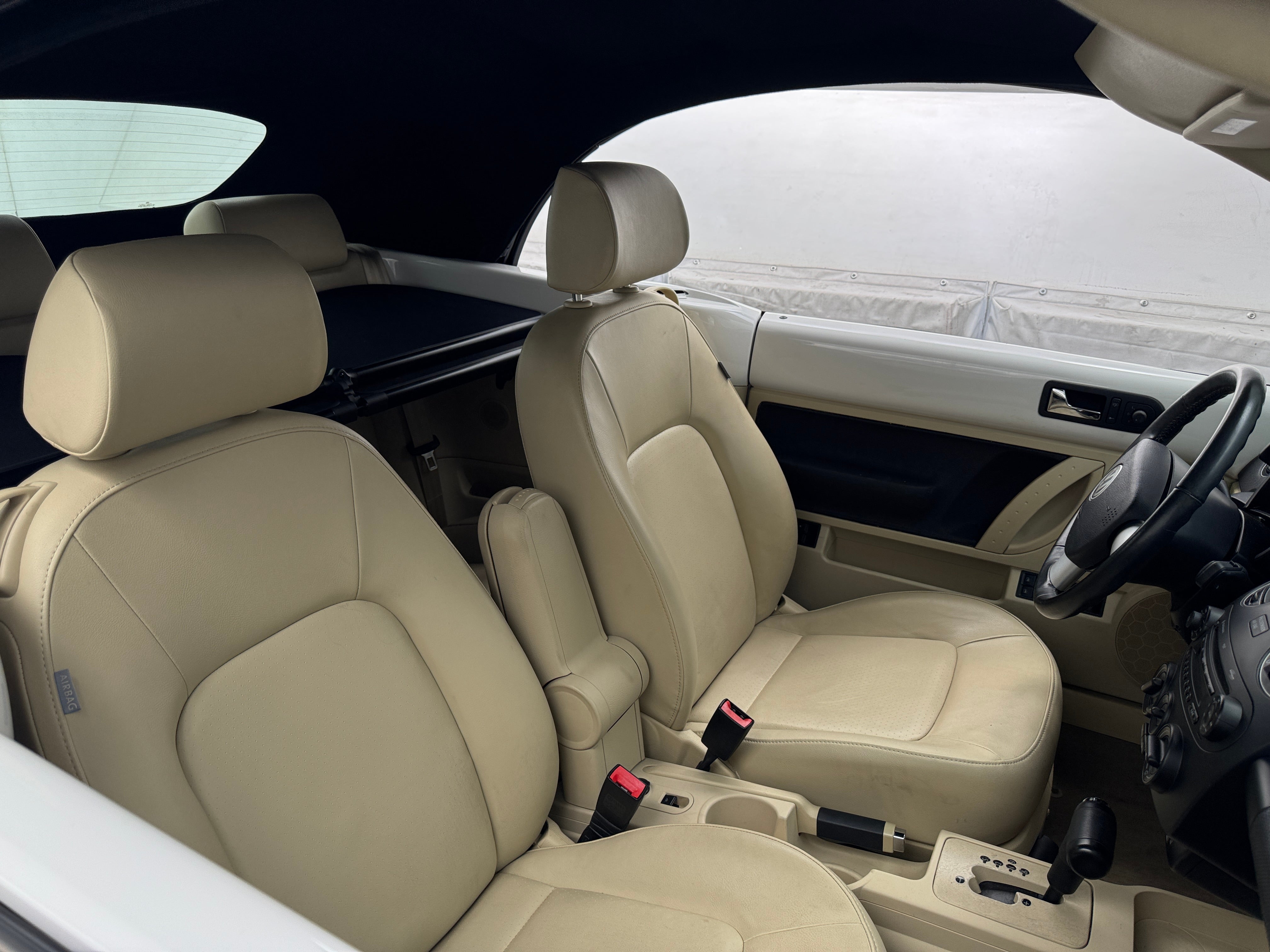 2010 Volkswagen New Beetle