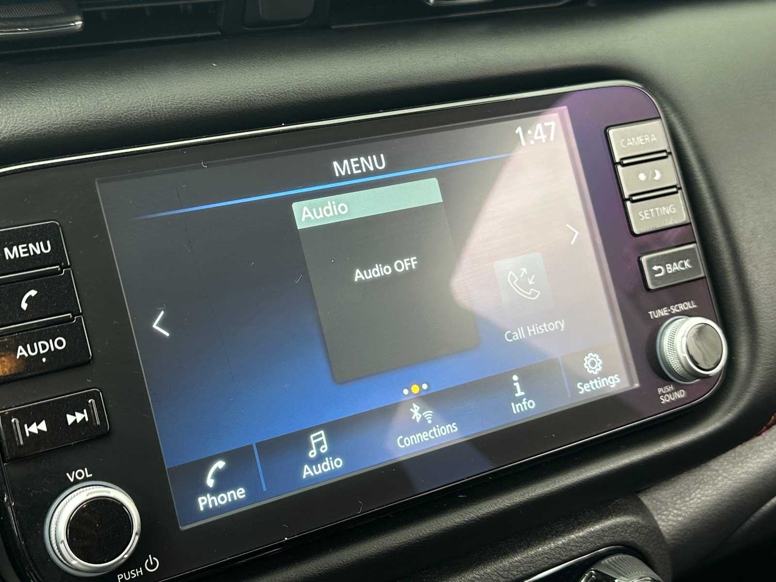 Thumbnail: 2024 Nissan Kicks - 4