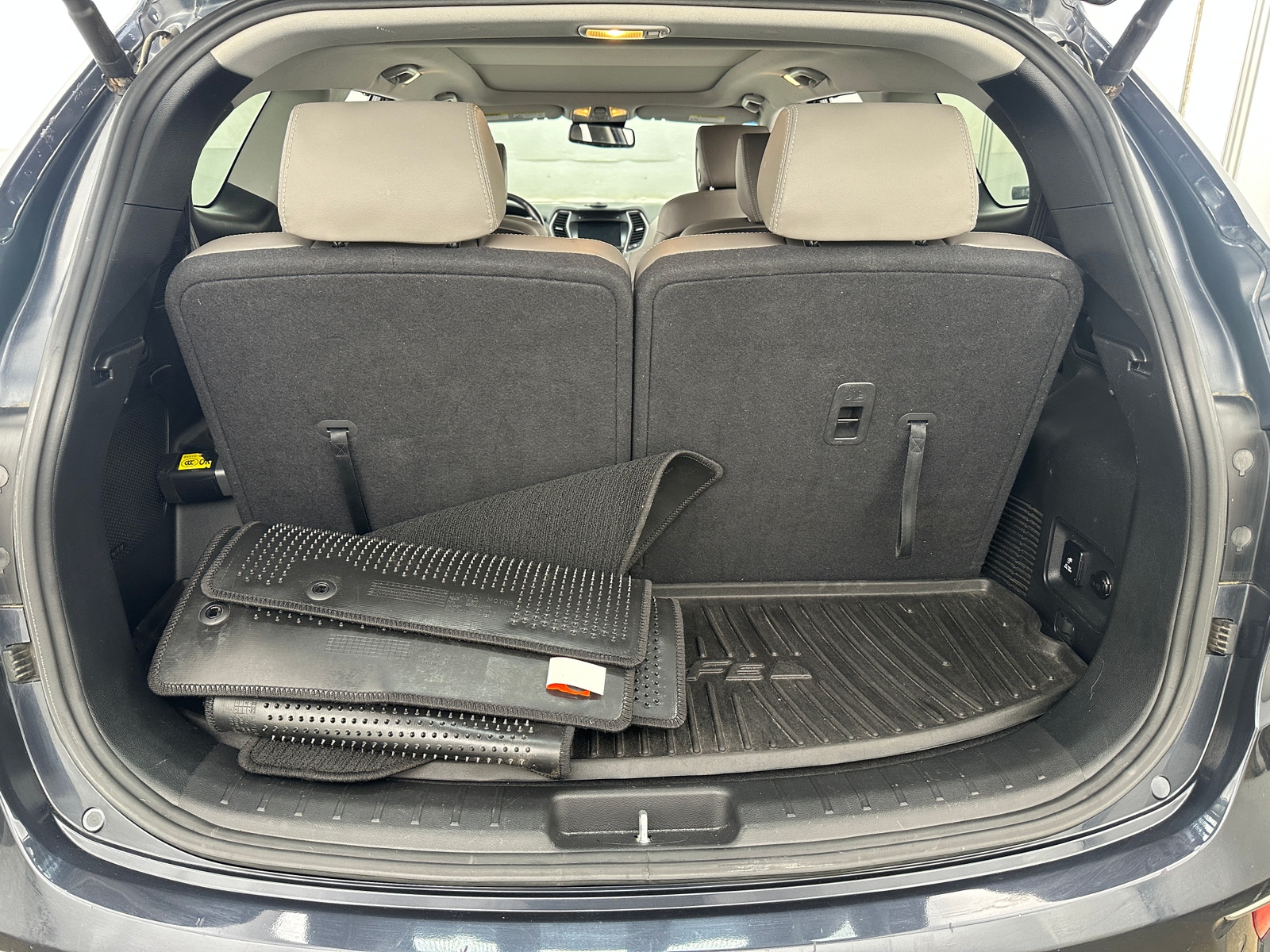 Thumbnail: 2018 Hyundai Santa Fe - 6