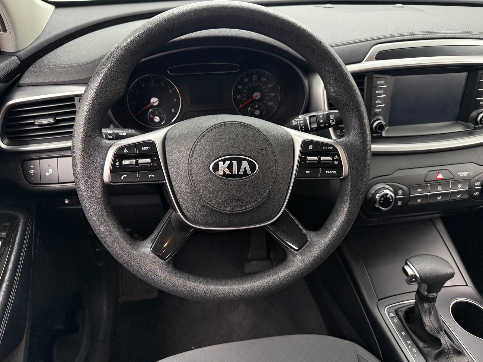 Thumbnail: 2019 Kia Sorento - 5
