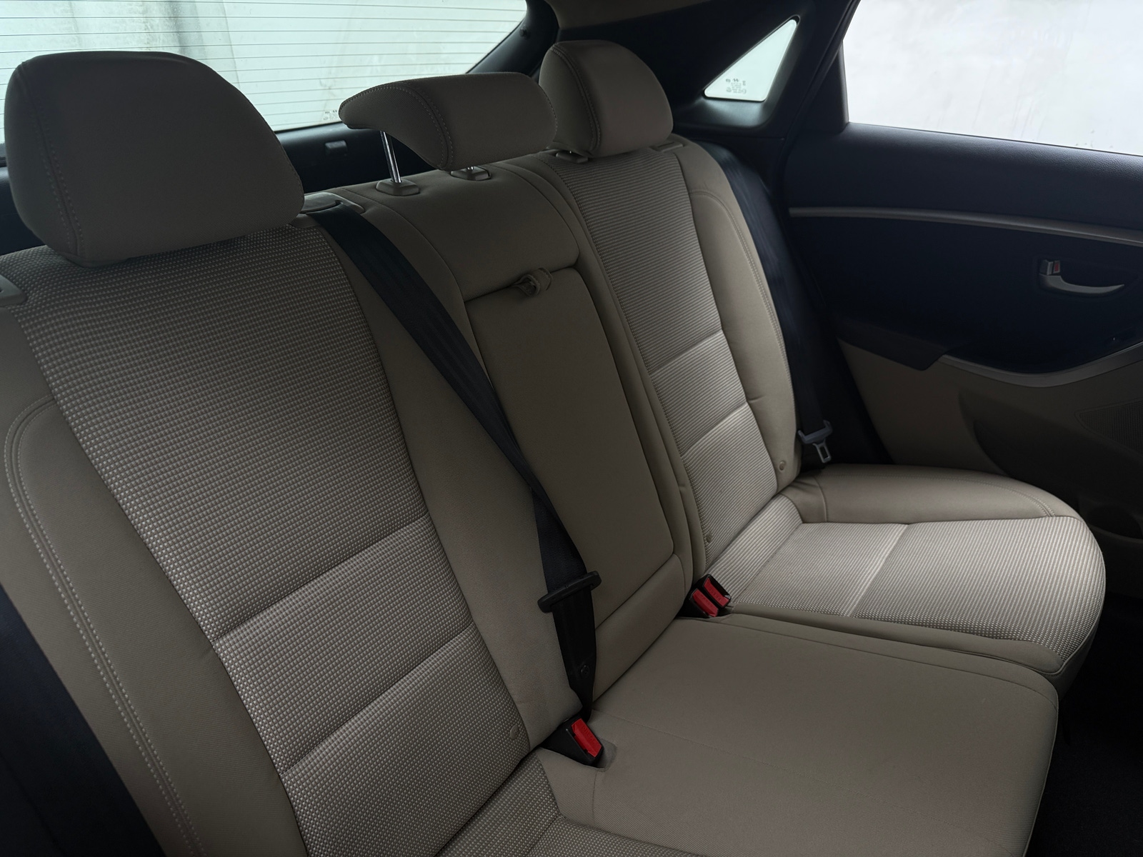 Thumbnail: 2016 Hyundai Elantra - 6