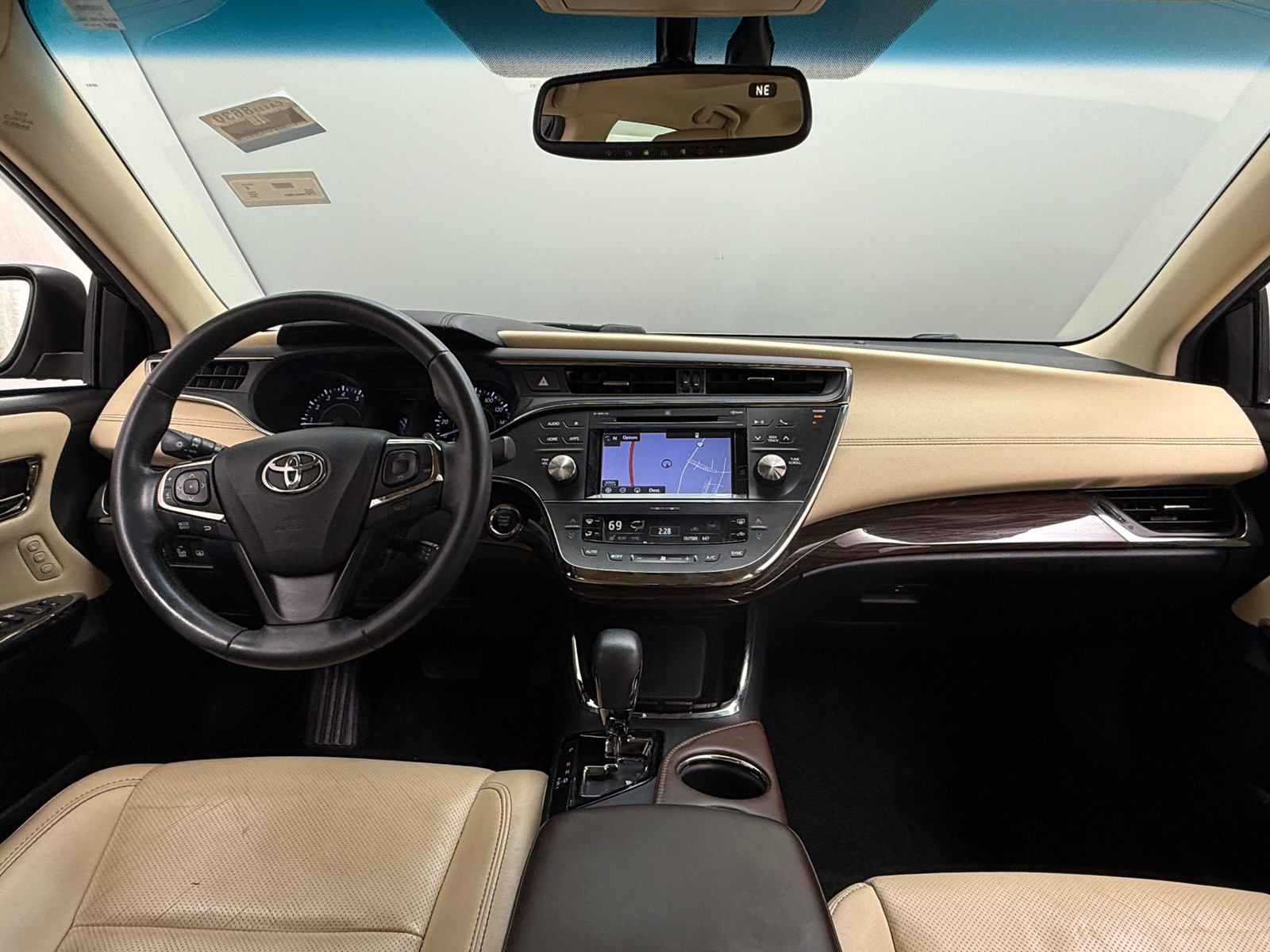 Thumbnail: 2015 Toyota Avalon - 2