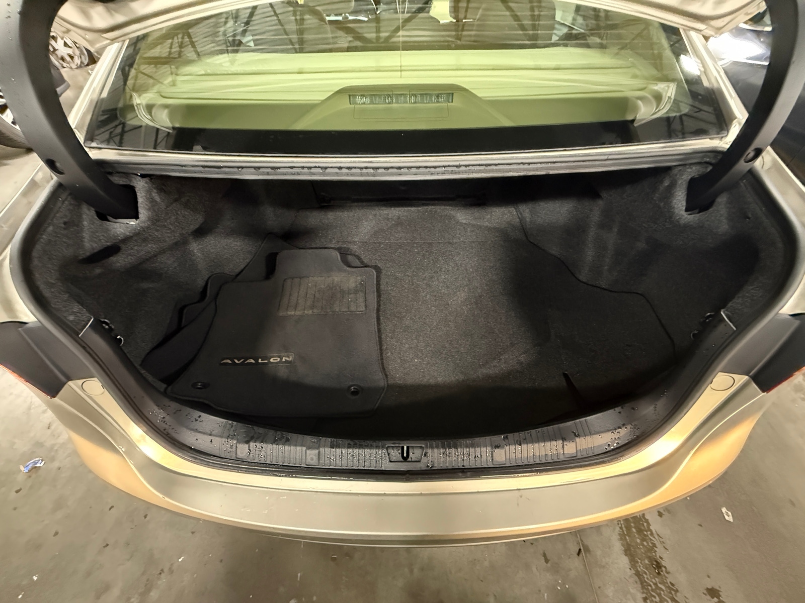 Thumbnail: 2015 Toyota Avalon - 6