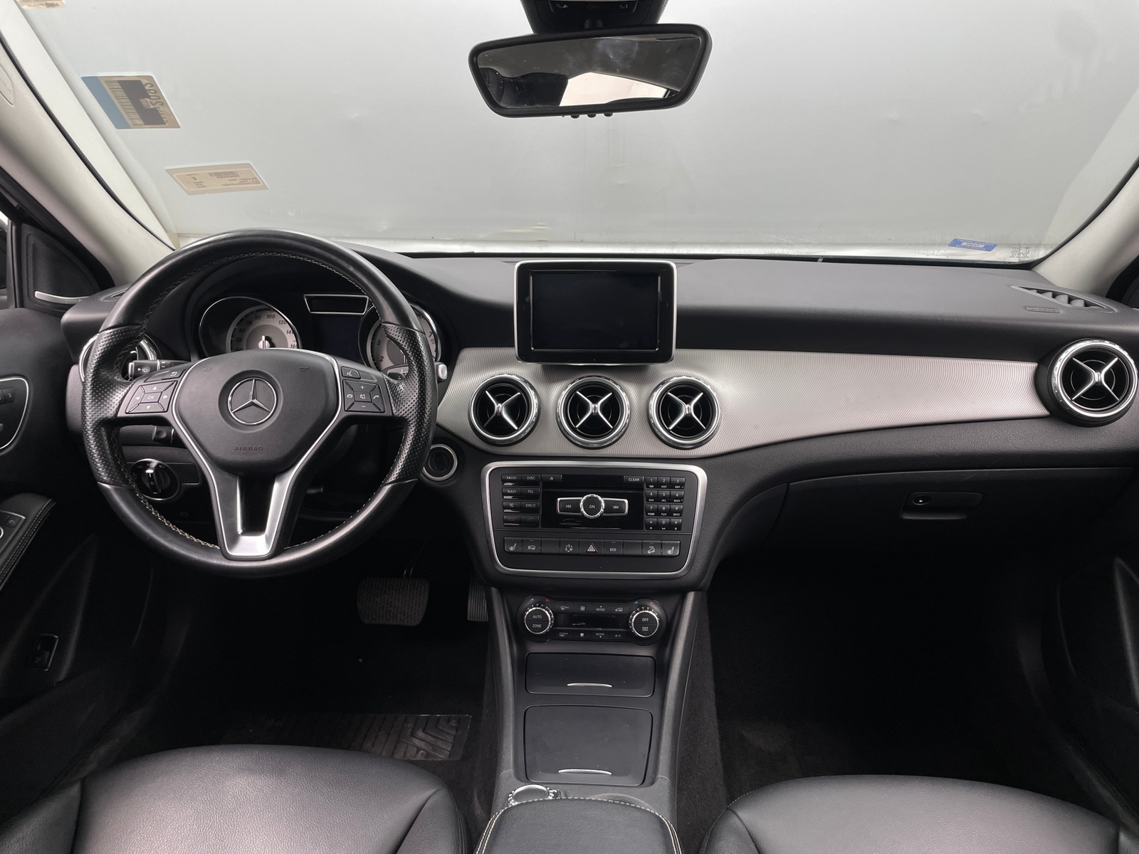 Thumbnail: 2015 Mercedes-Benz GLA - 3