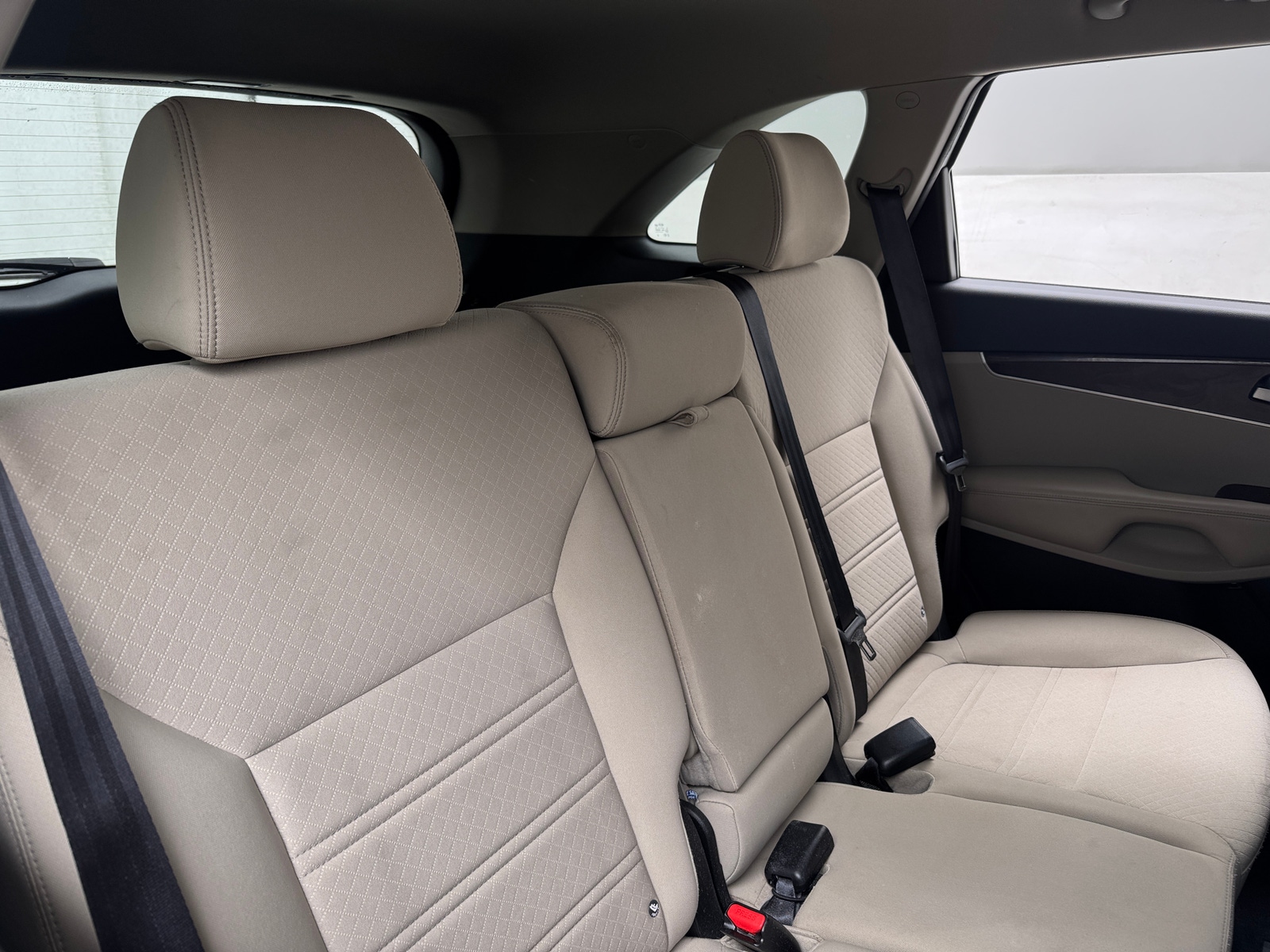 Thumbnail: 2016 Kia Sorento - 6