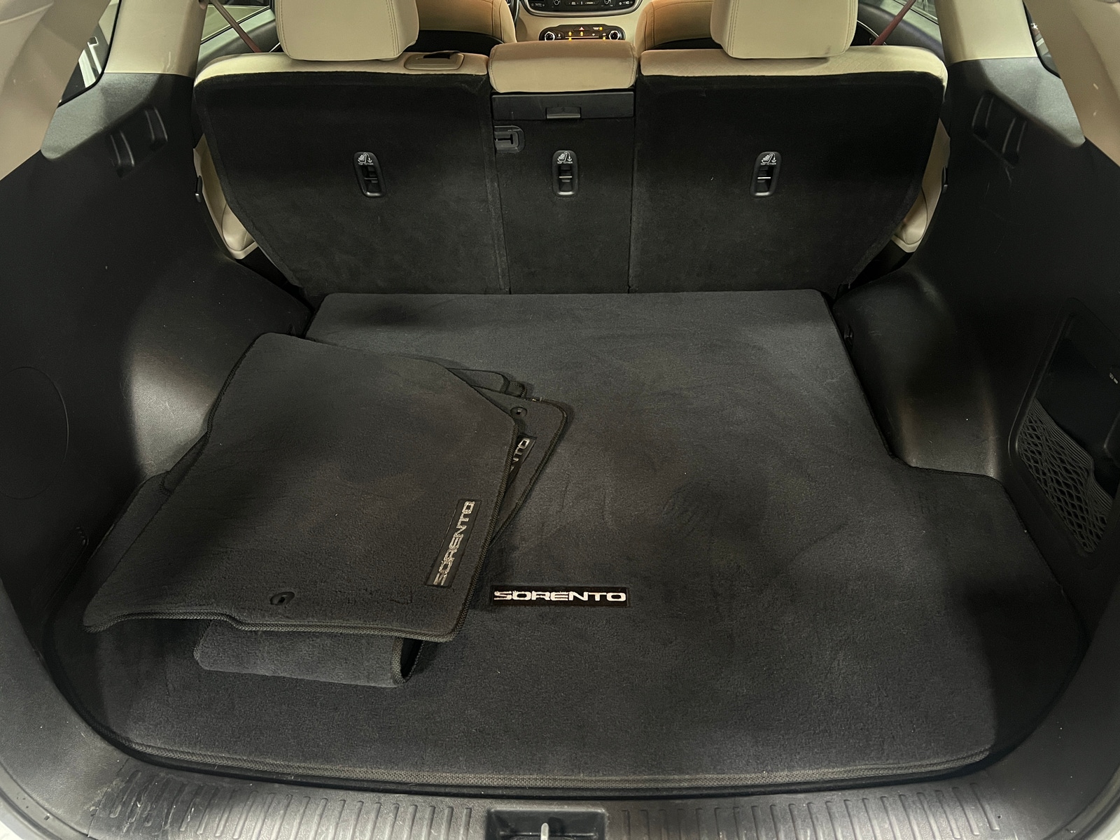 Thumbnail: 2016 Kia Sorento - 7