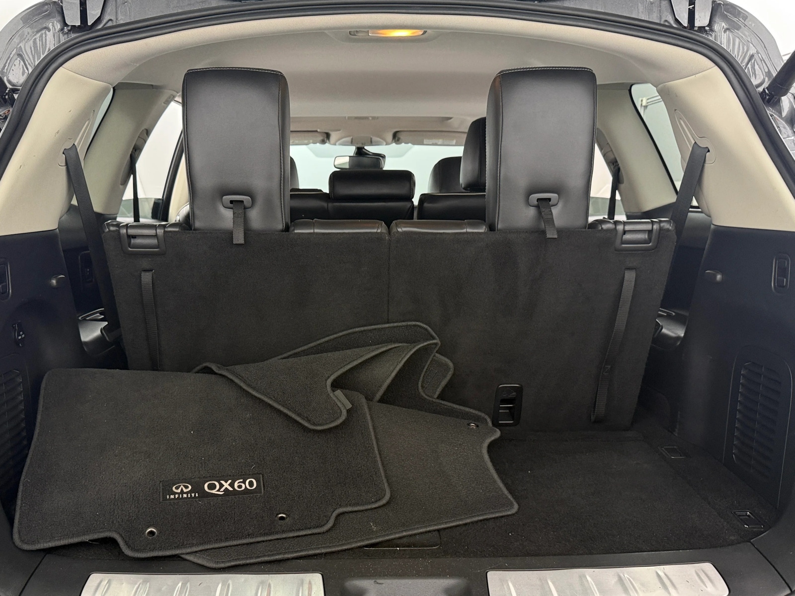 Thumbnail: 2019 INFINITI QX60 - 6