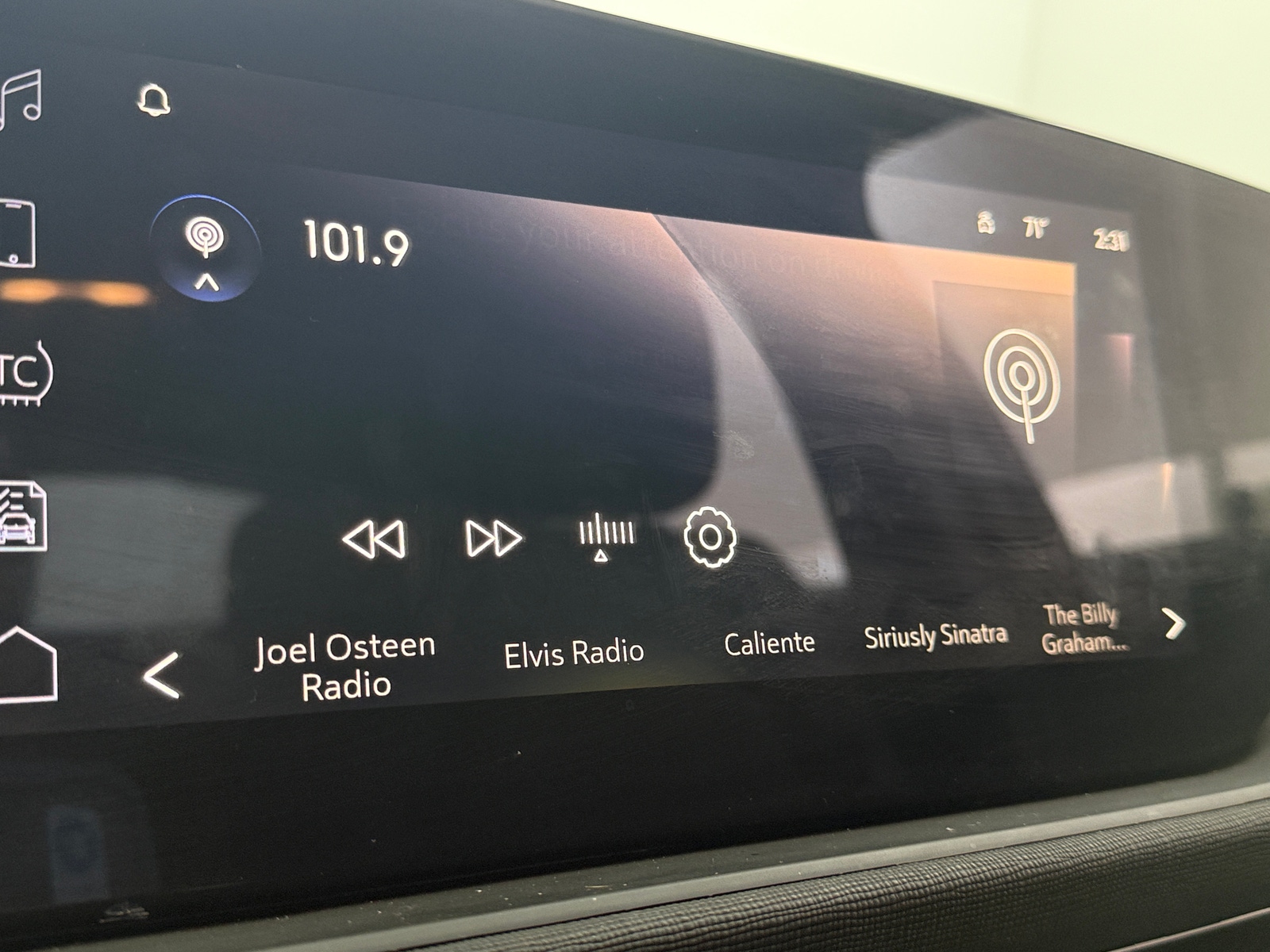 Thumbnail: 2025 Buick Envista - 3