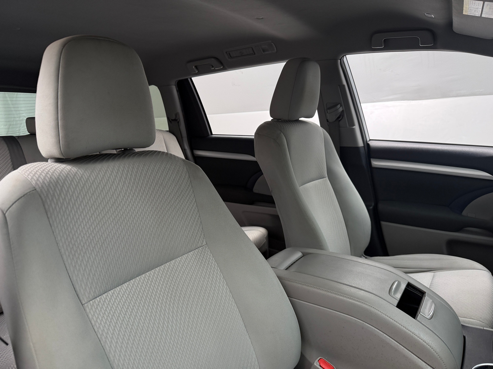 Thumbnail: 2019 Toyota Highlander - 2