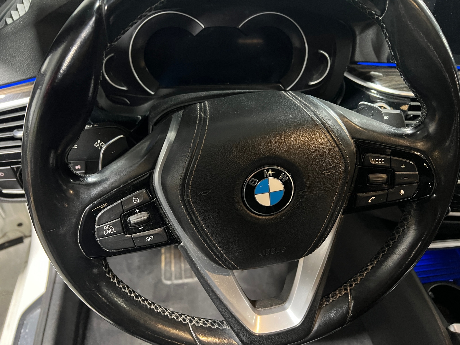 Thumbnail: 2017 BMW 5 Series - 4