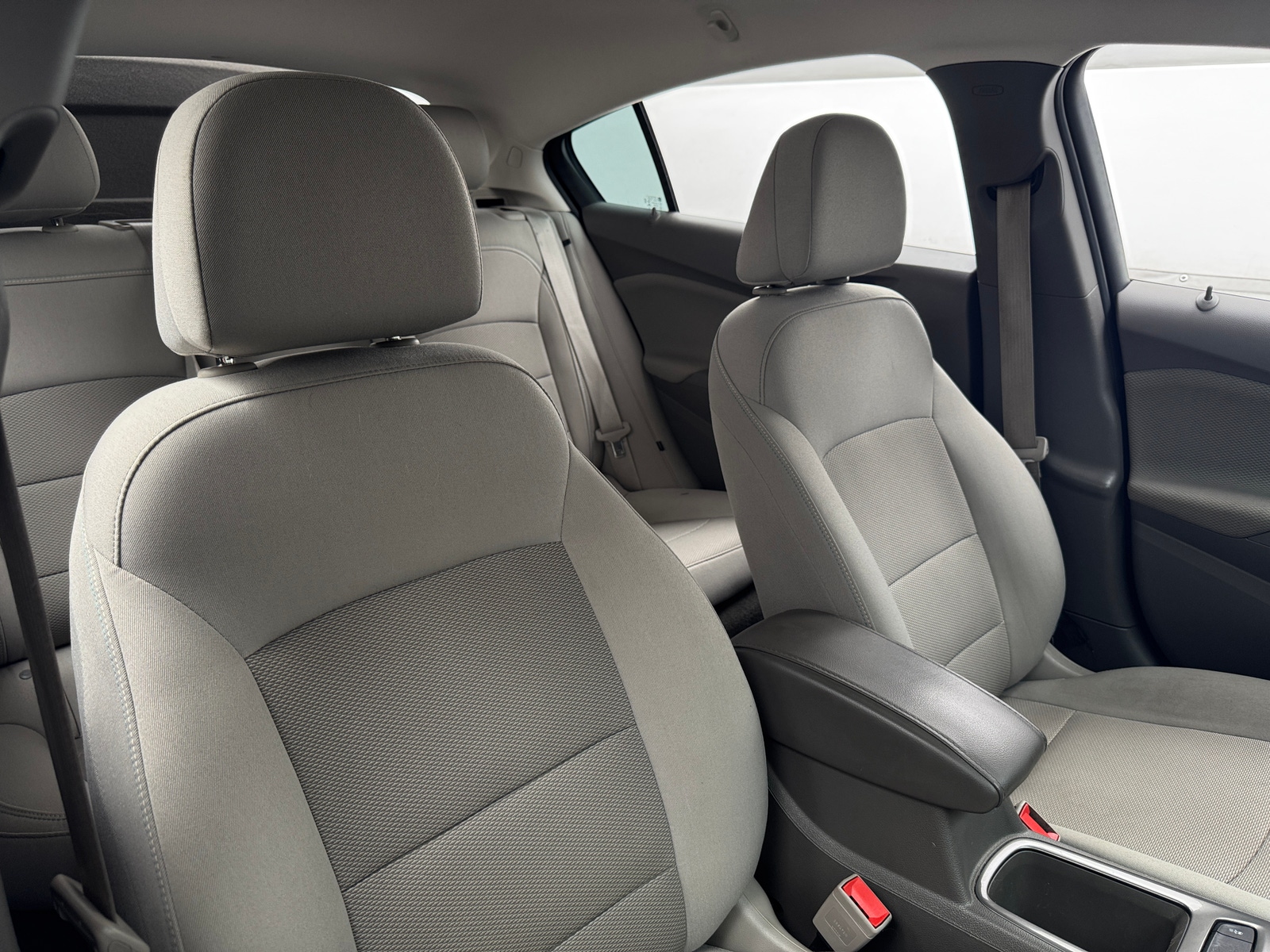 Thumbnail: 2017 Chevrolet Cruze - 2