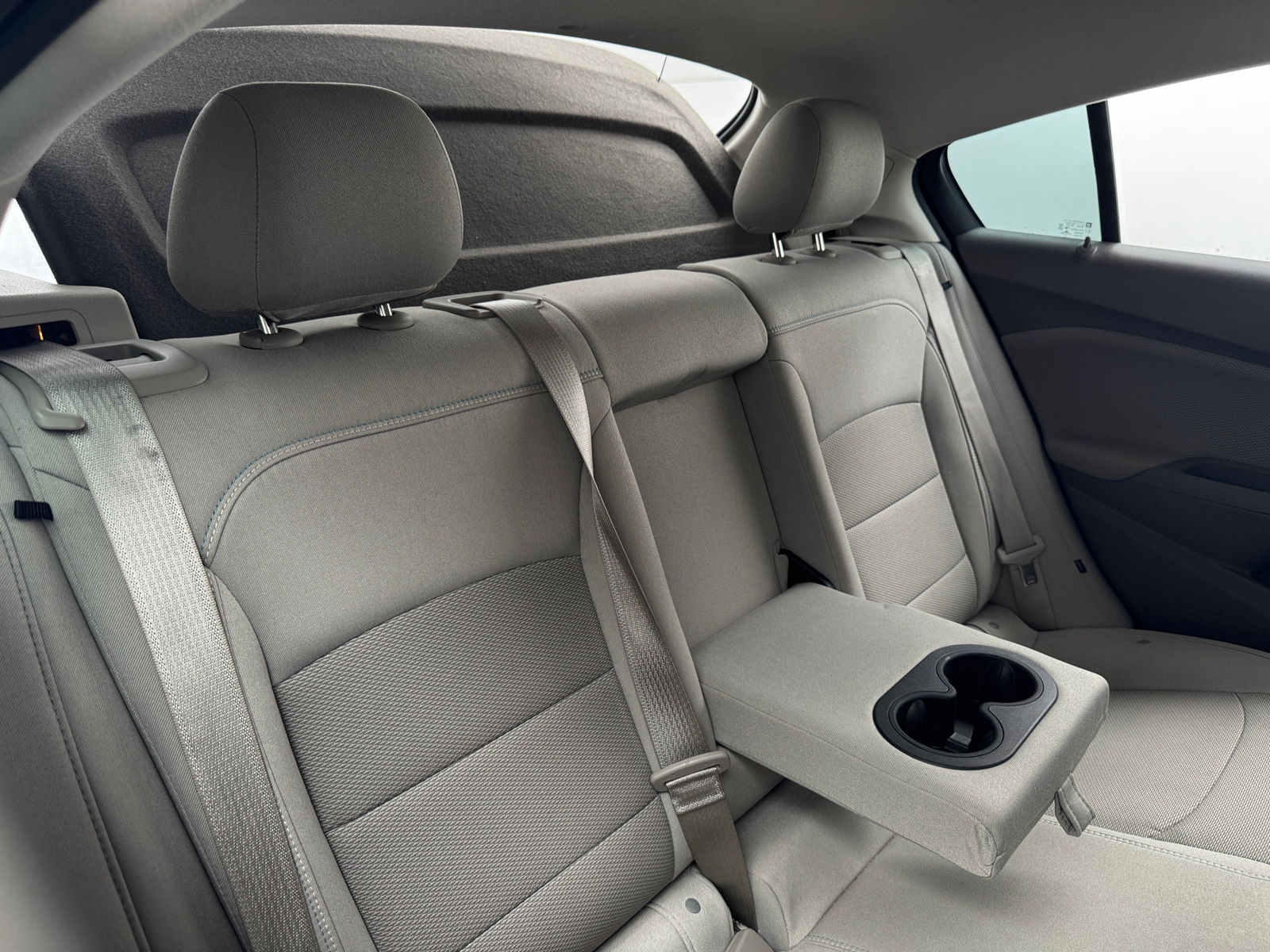 Thumbnail: 2017 Chevrolet Cruze - 6