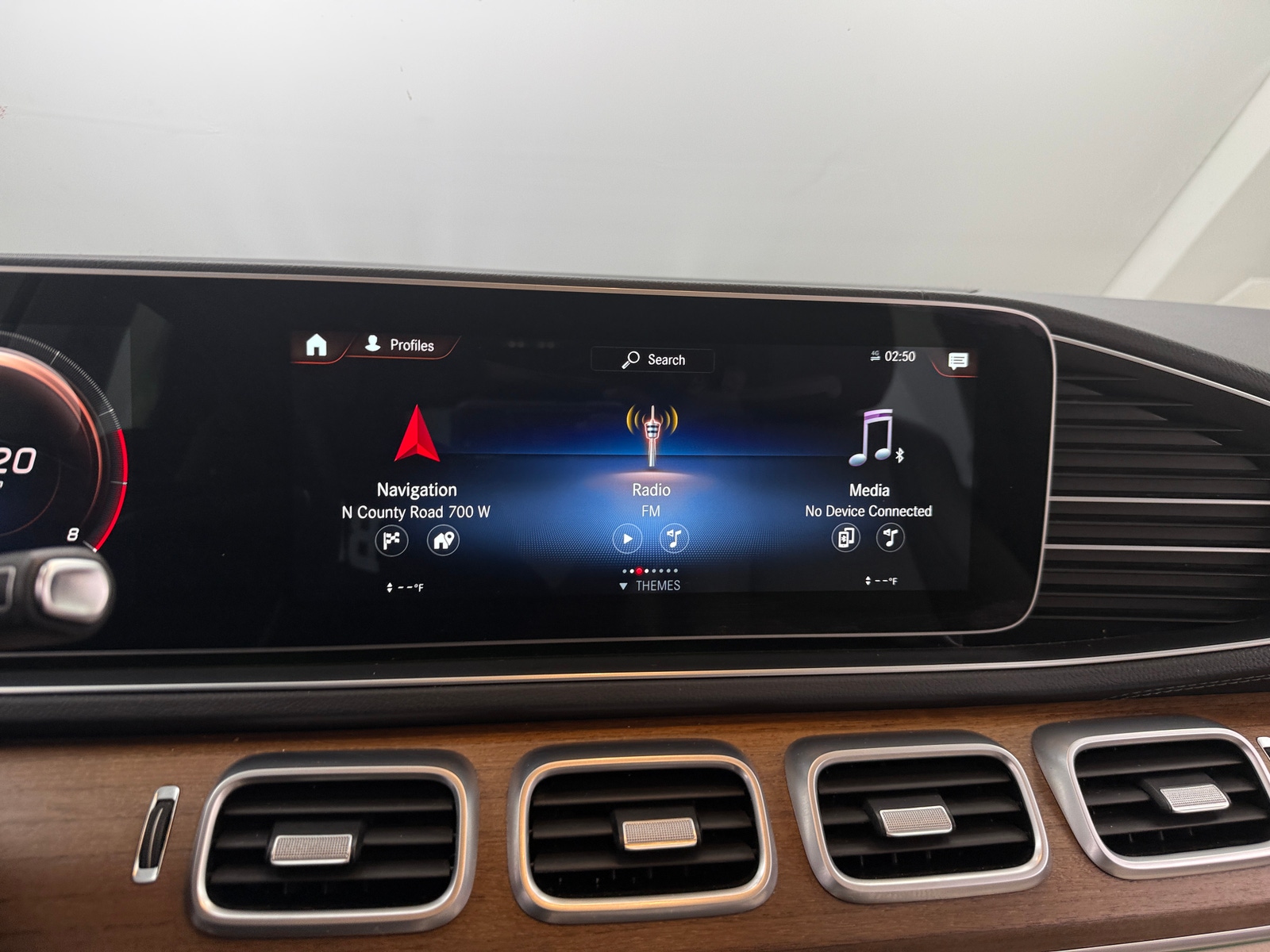 Thumbnail: 2022 Mercedes-Benz GLS - 3