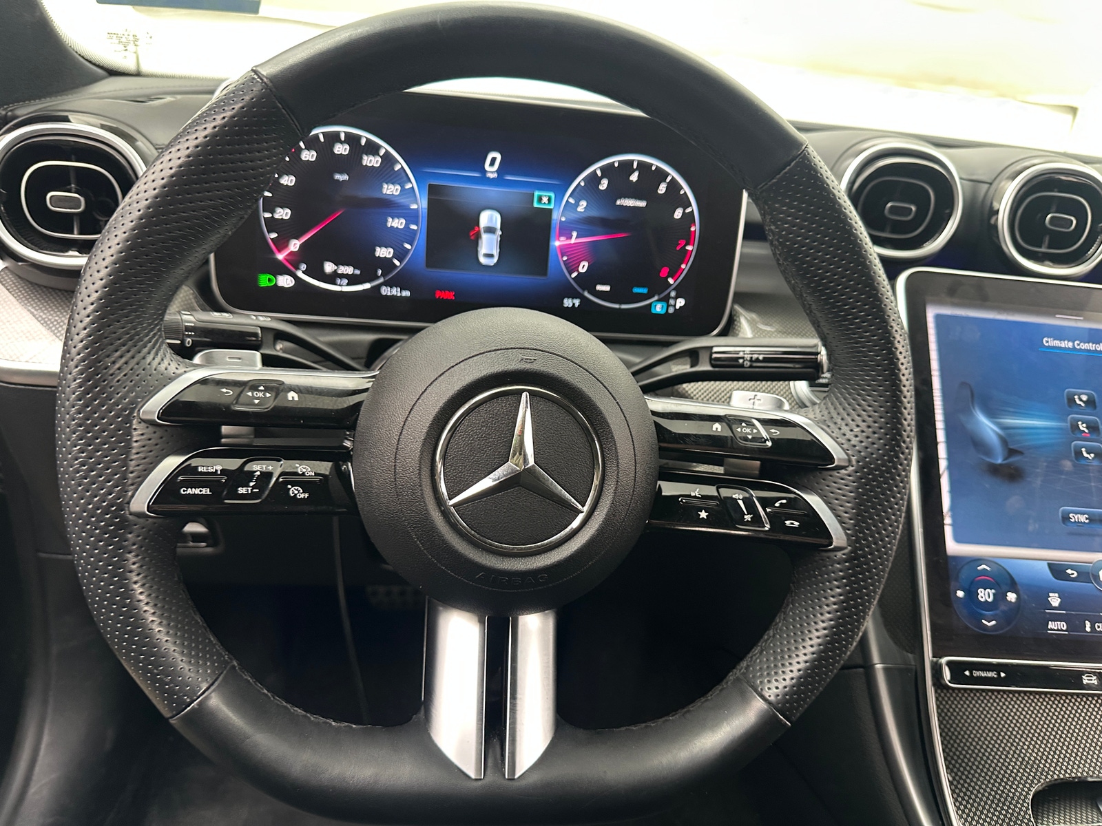 Thumbnail: 2023 Mercedes-Benz C-Class - 4