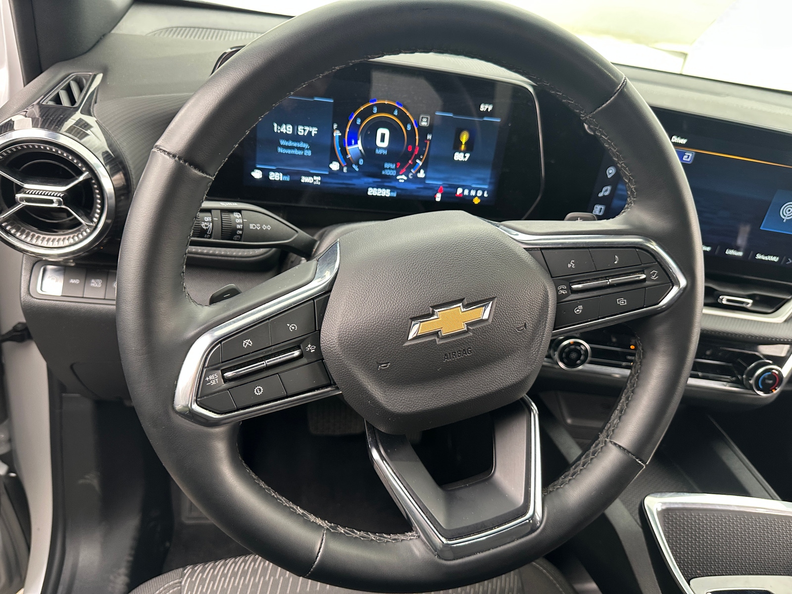 Thumbnail: 2025 Chevrolet Equinox - 5