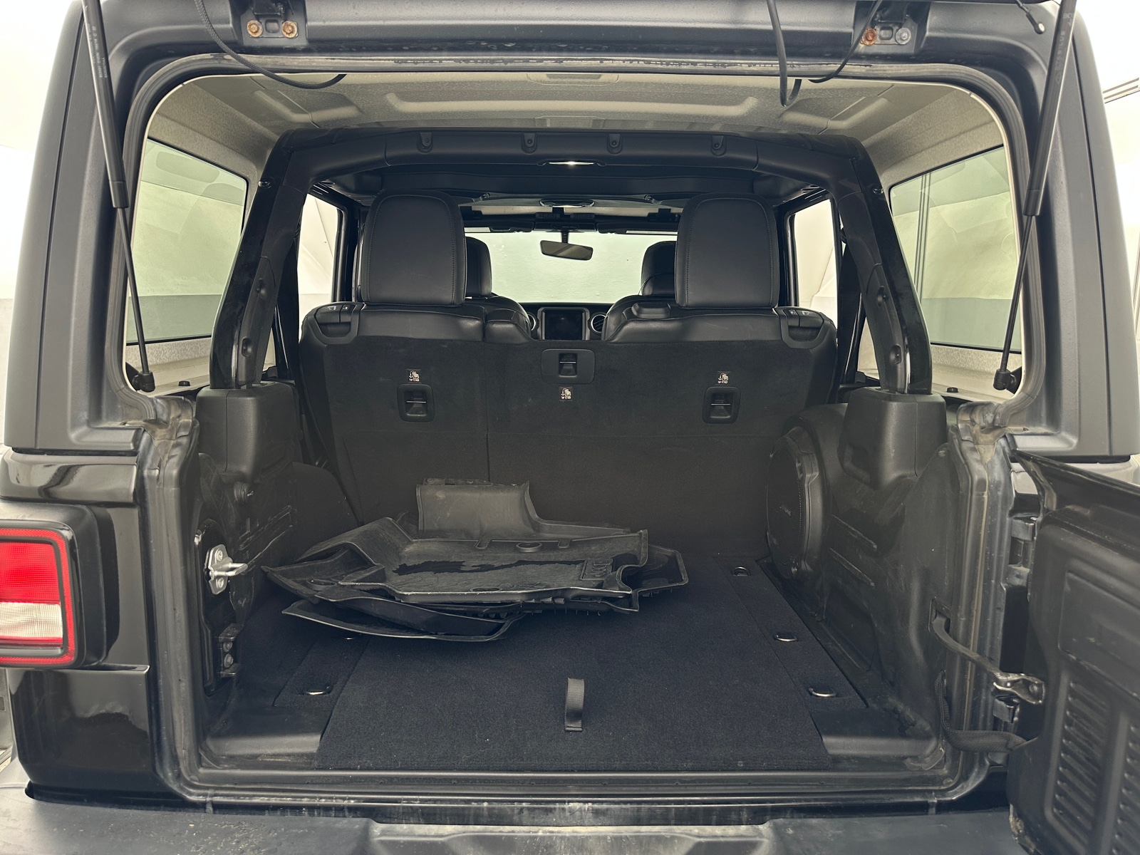 Thumbnail: 2018 Jeep Wrangler - 7