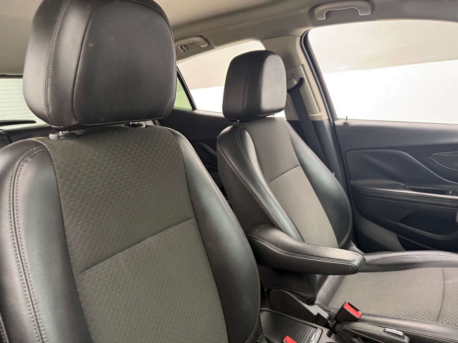 Thumbnail: 2018 Buick Encore - 2