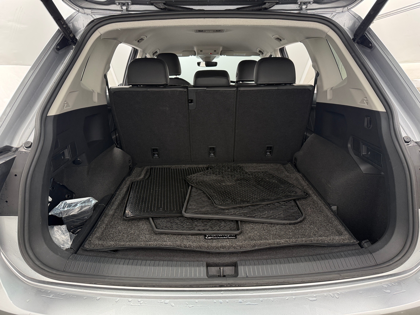 Thumbnail: 2024 Volkswagen Tiguan - 7