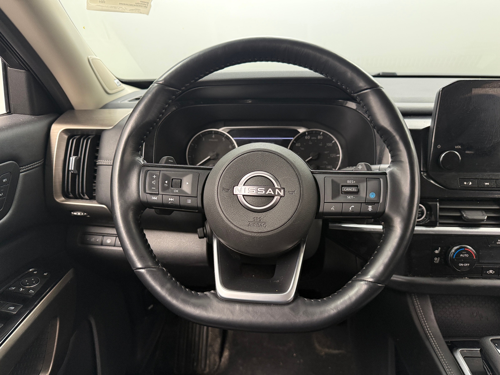 Thumbnail: 2022 Nissan Pathfinder - 4