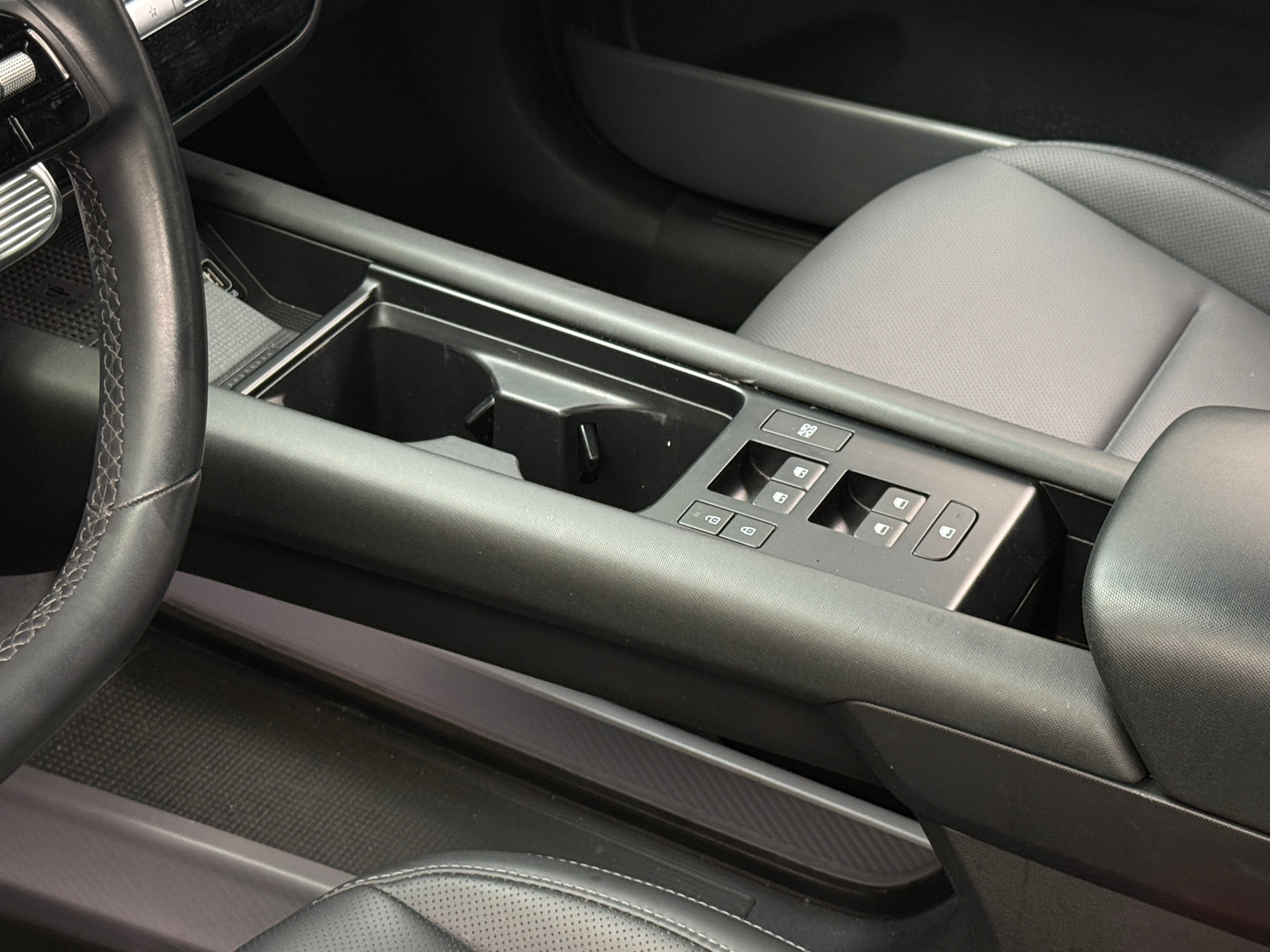 Image of 2023 Hyundai IONIQ 6 SEL