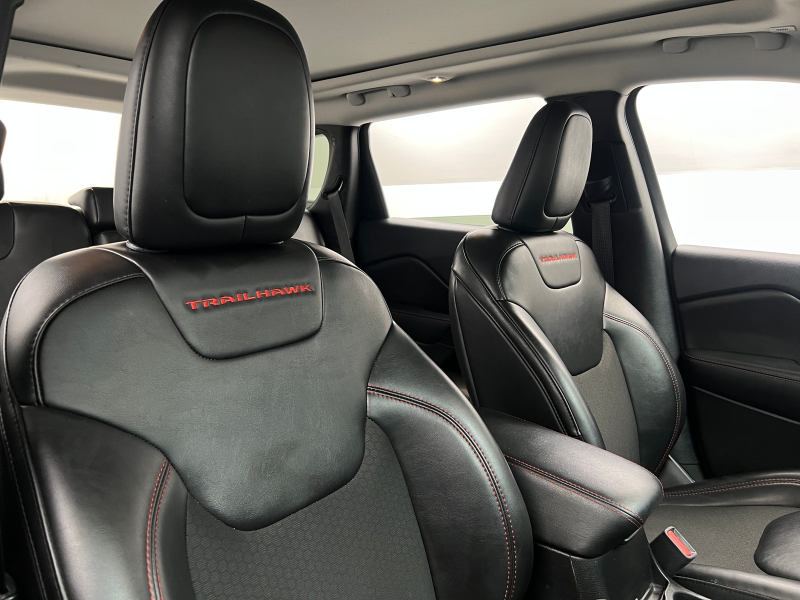 Thumbnail: 2019 Jeep Cherokee - 2