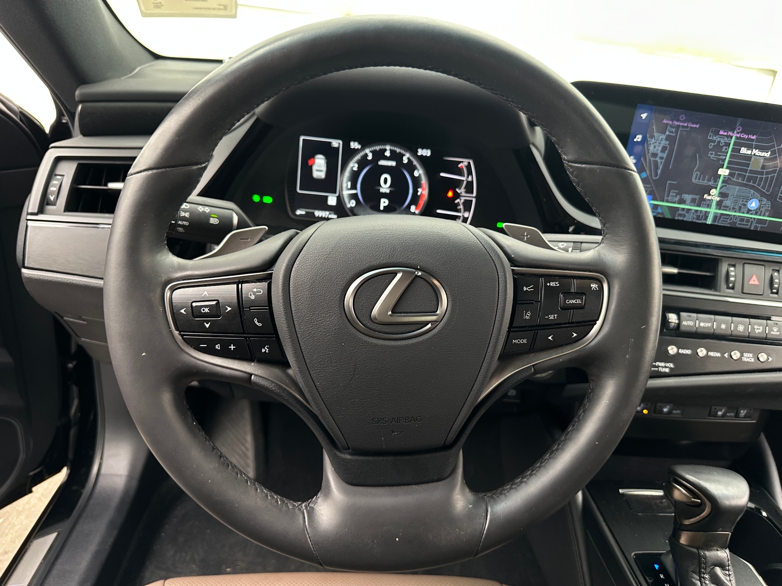 Thumbnail: 2023 Lexus ES - 4