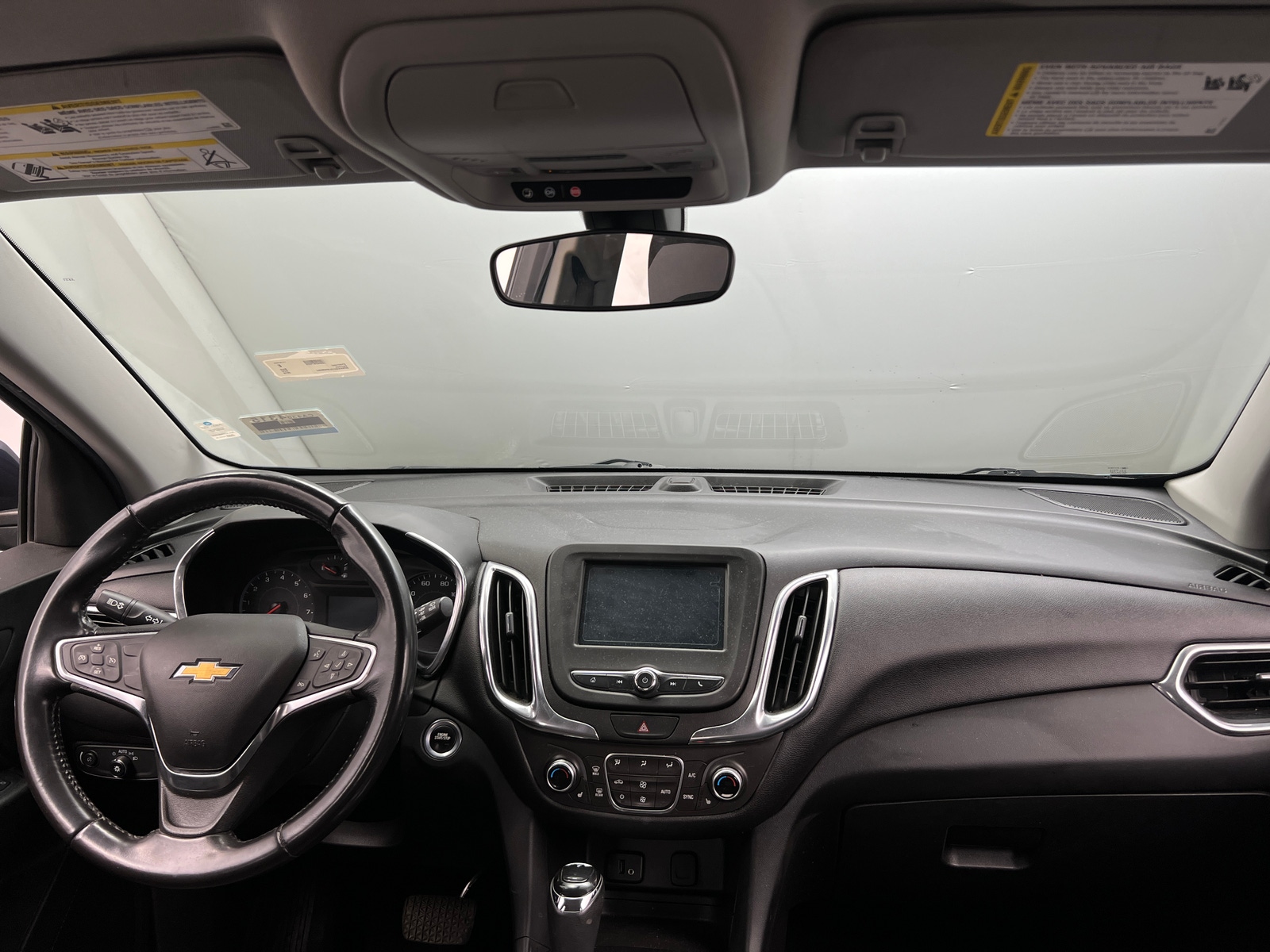 Thumbnail: 2018 Chevrolet Equinox - 3