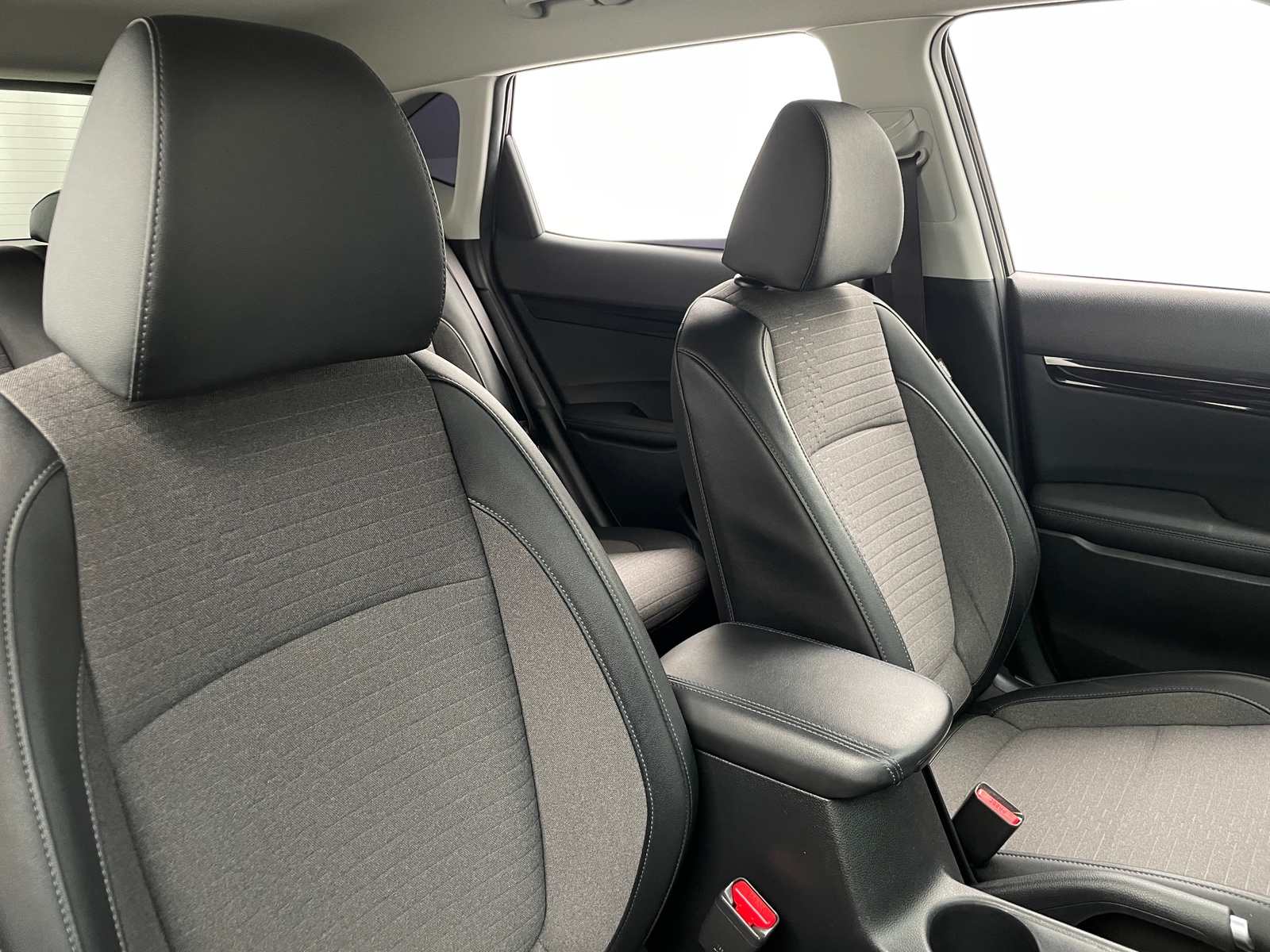 Thumbnail: 2022 Kia Seltos - 2