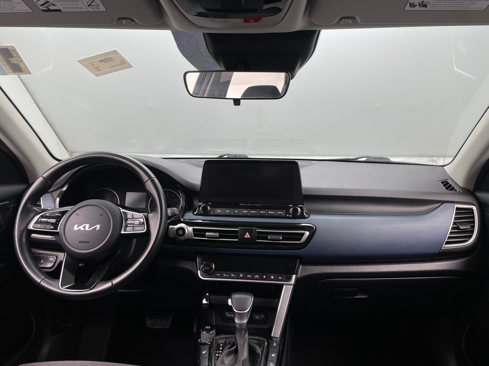 Thumbnail: 2022 Kia Seltos - 3