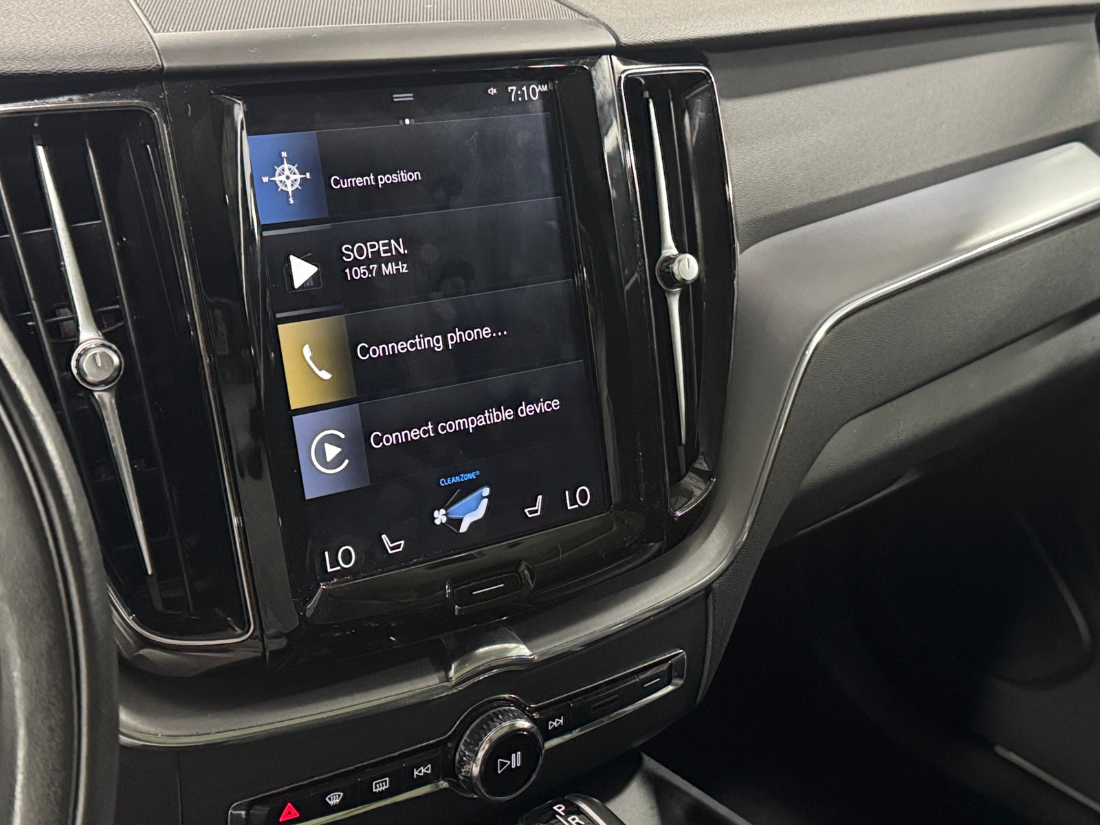 Thumbnail: 2020 Volvo XC60 - 3