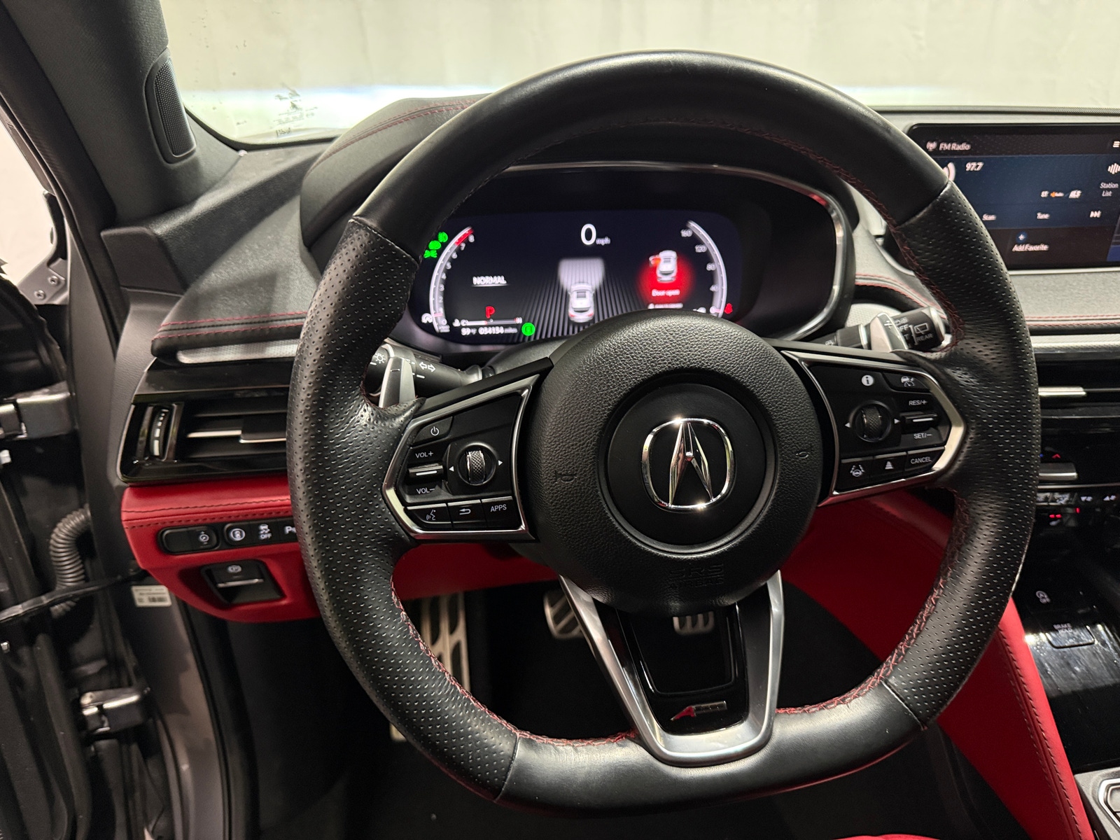 Thumbnail: 2022 Acura MDX - 4