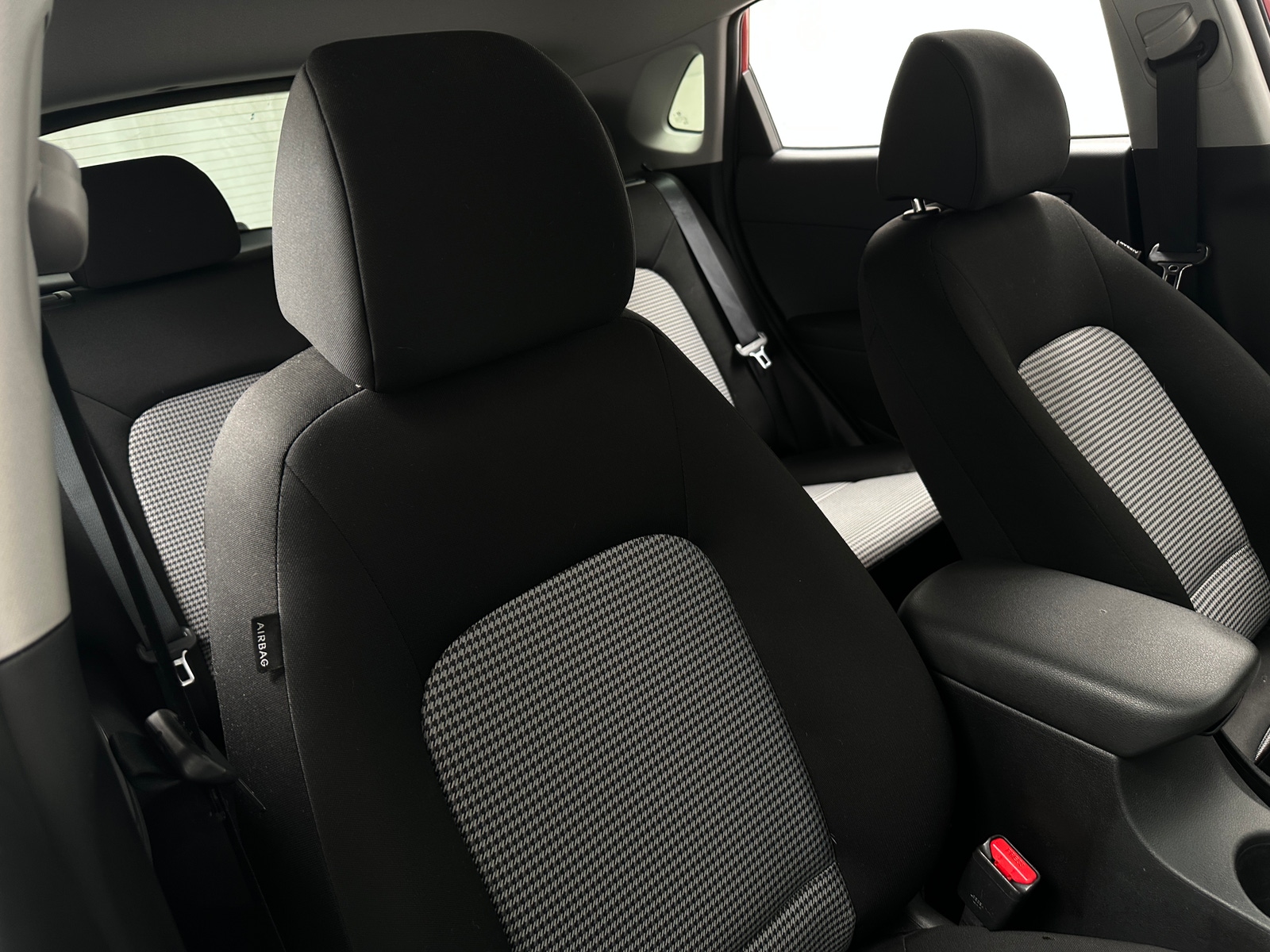 Thumbnail: 2020 Hyundai Kona - 2