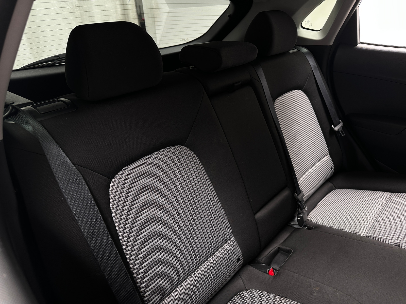 Thumbnail: 2020 Hyundai Kona - 6