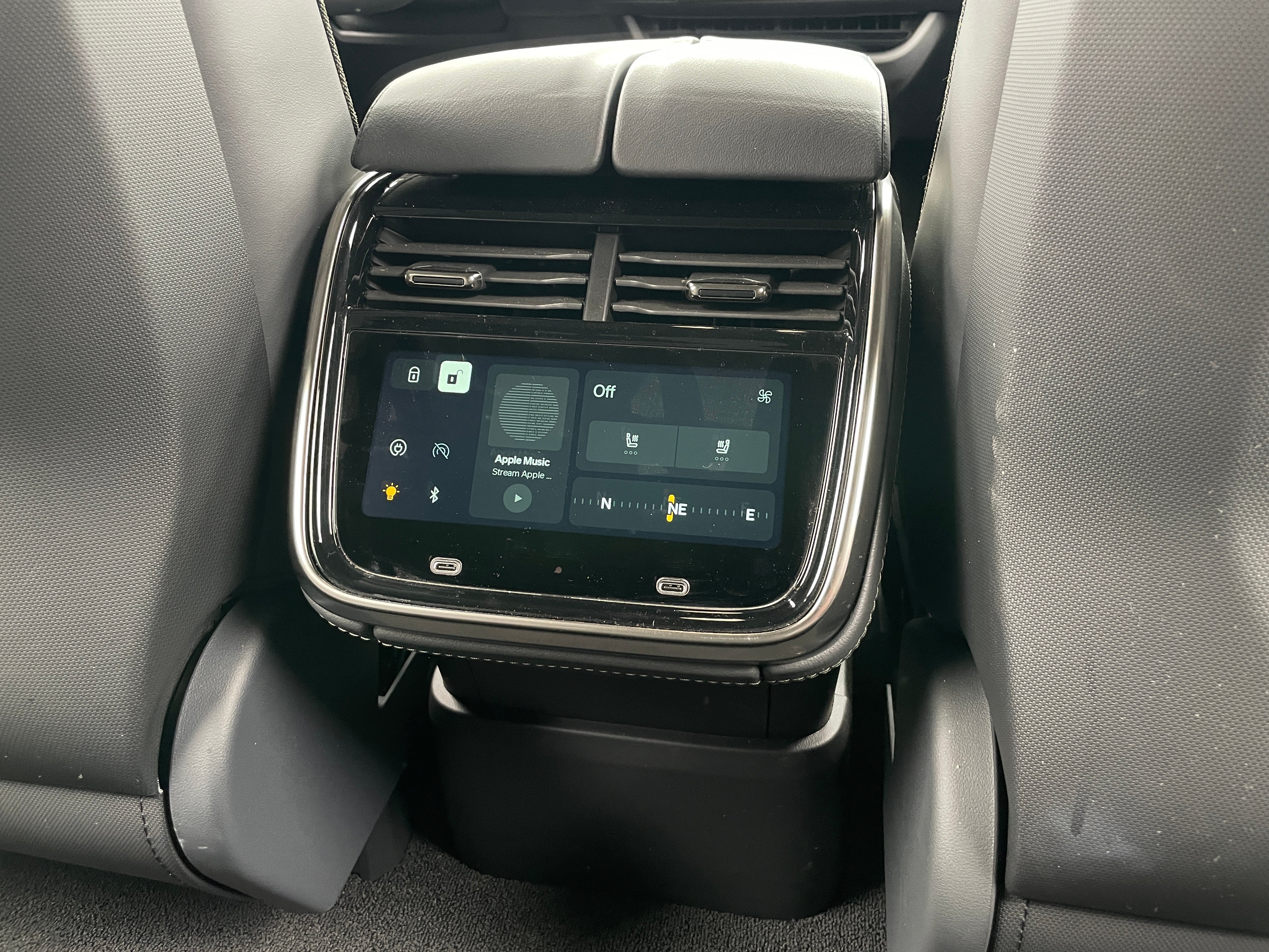 Used 2023 Rivian R1S Adventure with VIN 7PDSGABL2PN003859 for sale in Oak Creek, WI