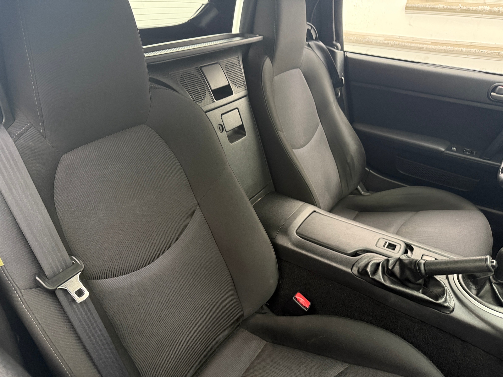 Thumbnail: 2014 Mazda MX-5 Miata - 2