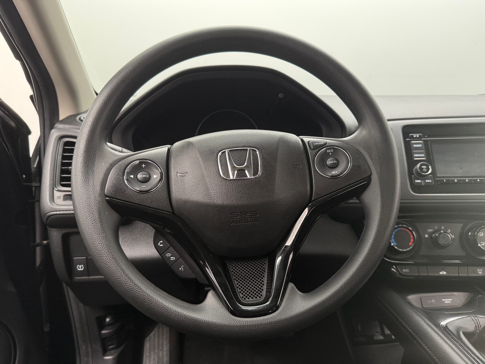 Thumbnail: 2017 Honda HR-V - 5