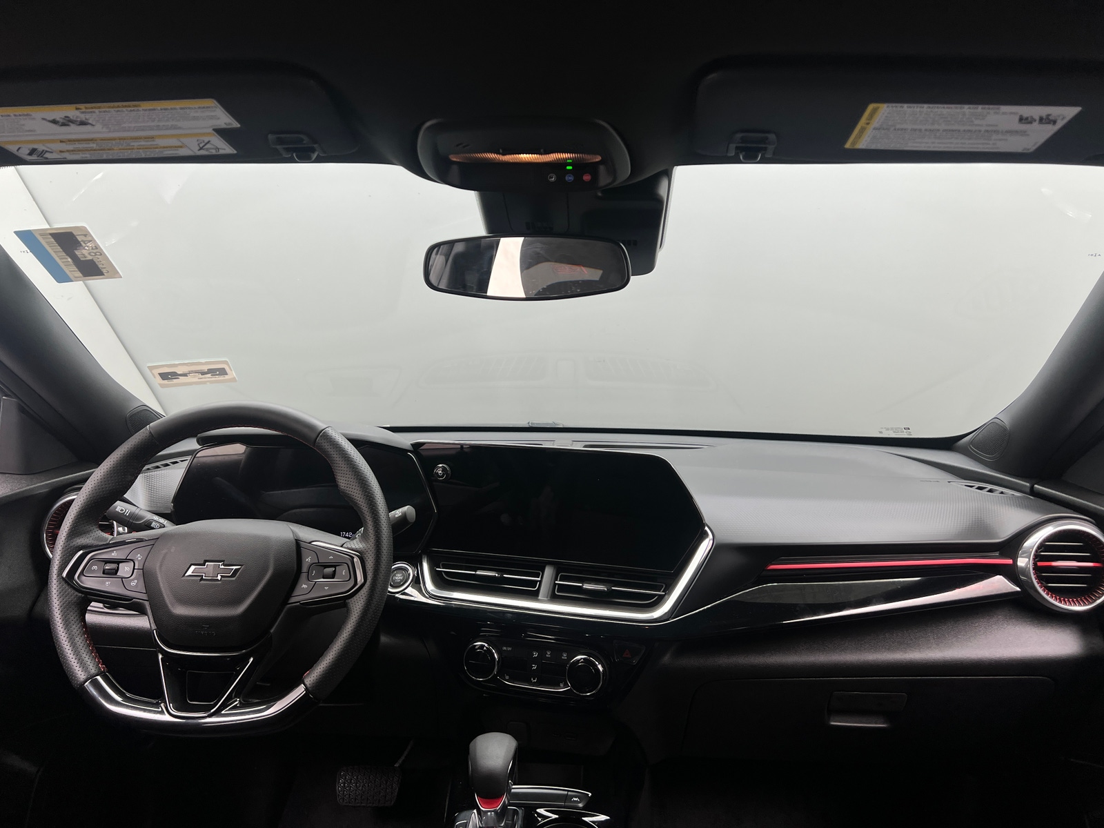 Thumbnail: 2025 Chevrolet Trax - 2