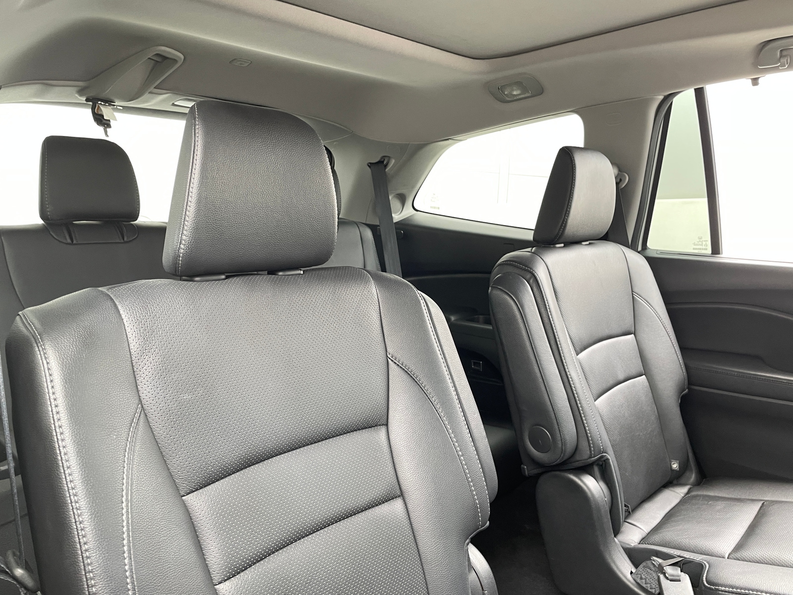 Thumbnail: 2016 Honda Pilot - 5