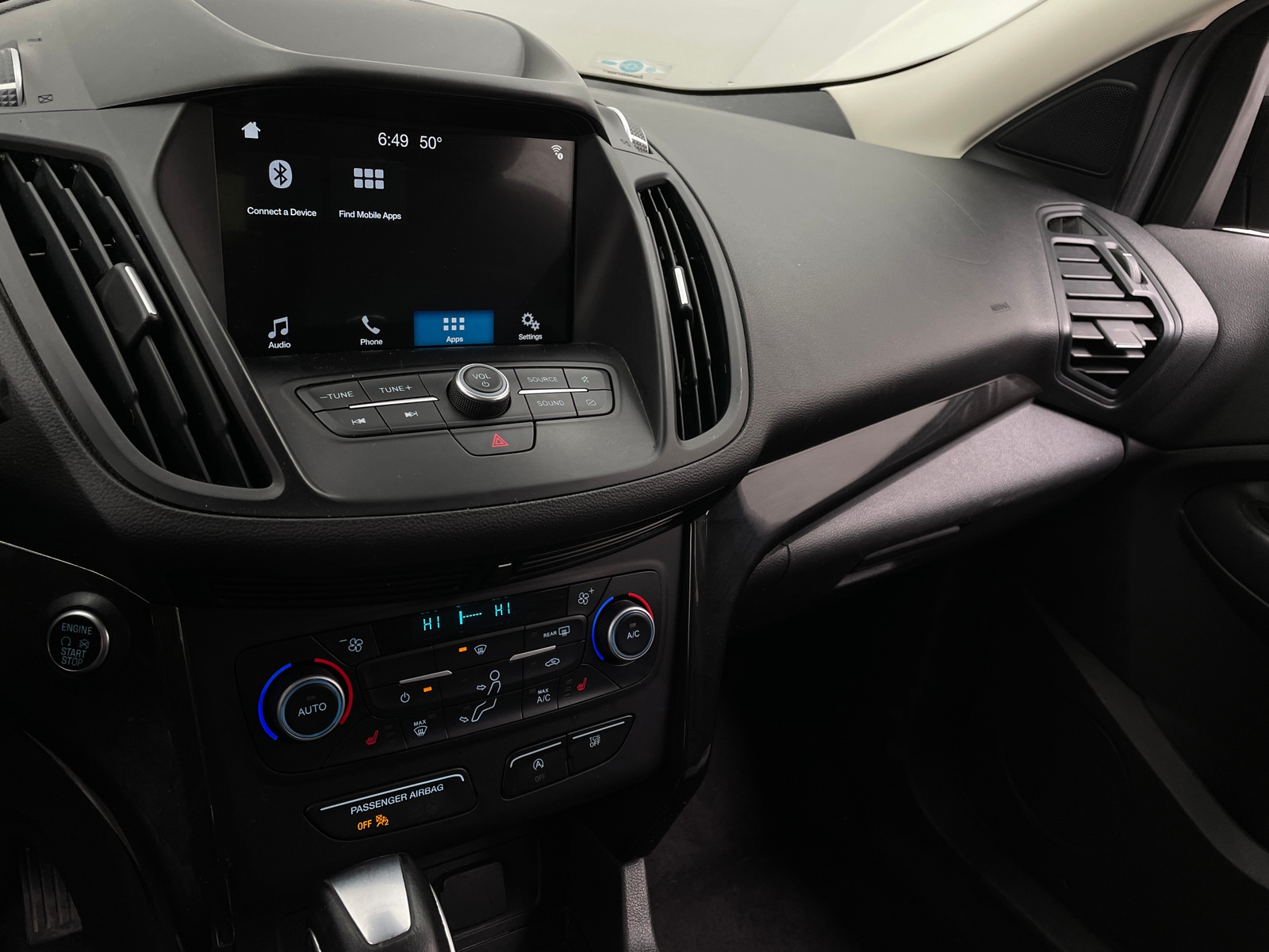 Thumbnail: 2019 Ford Escape - 3