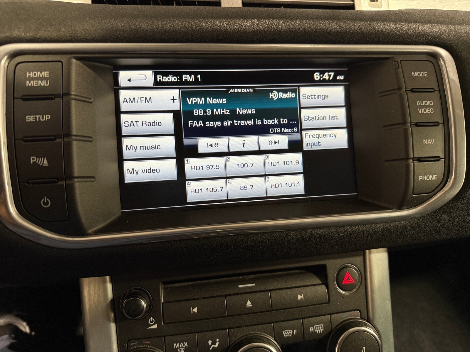 Thumbnail: 2014 Land Rover Range Rover Evoque - 3