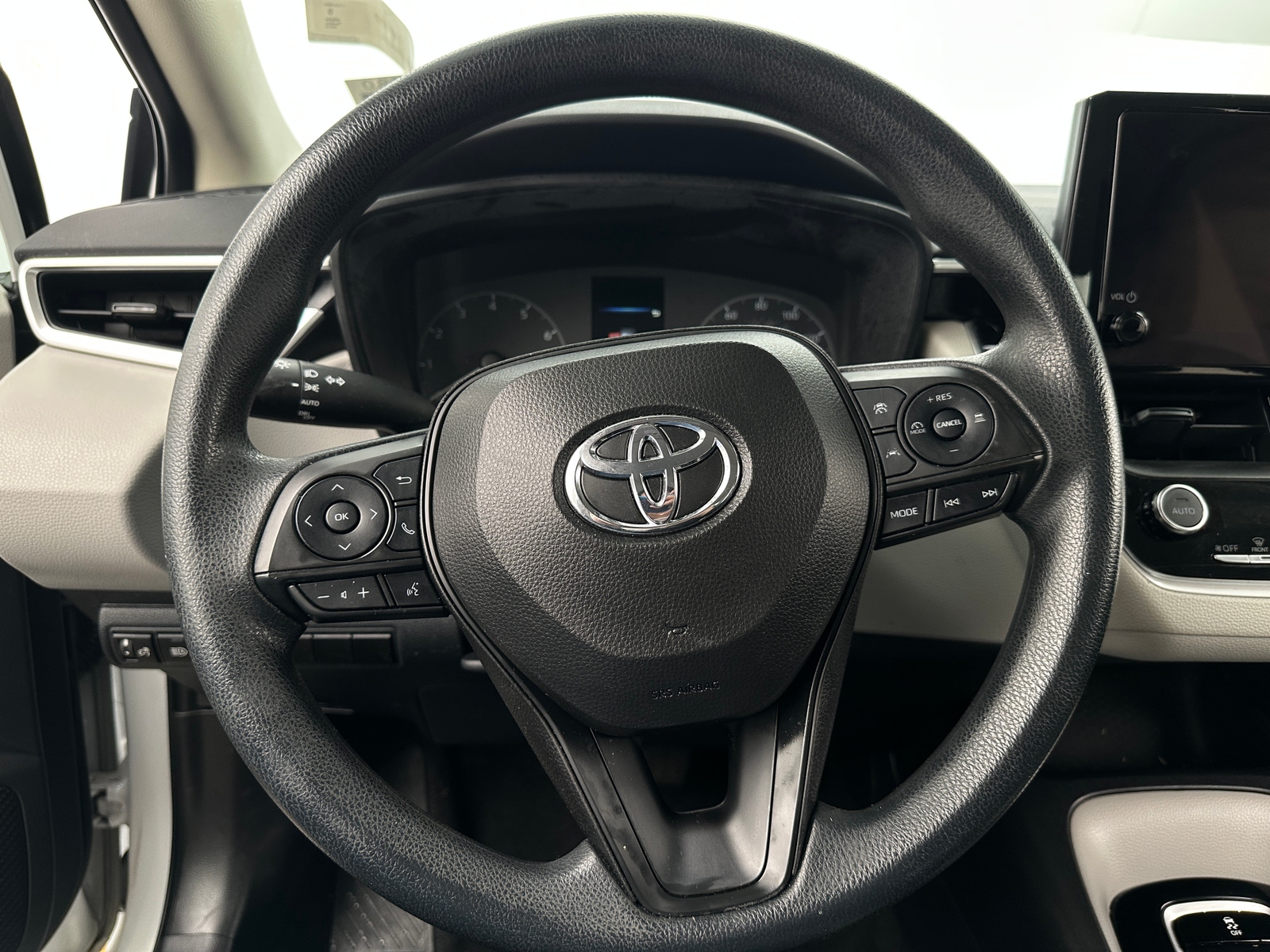 Thumbnail: 2023 Toyota Corolla - 5