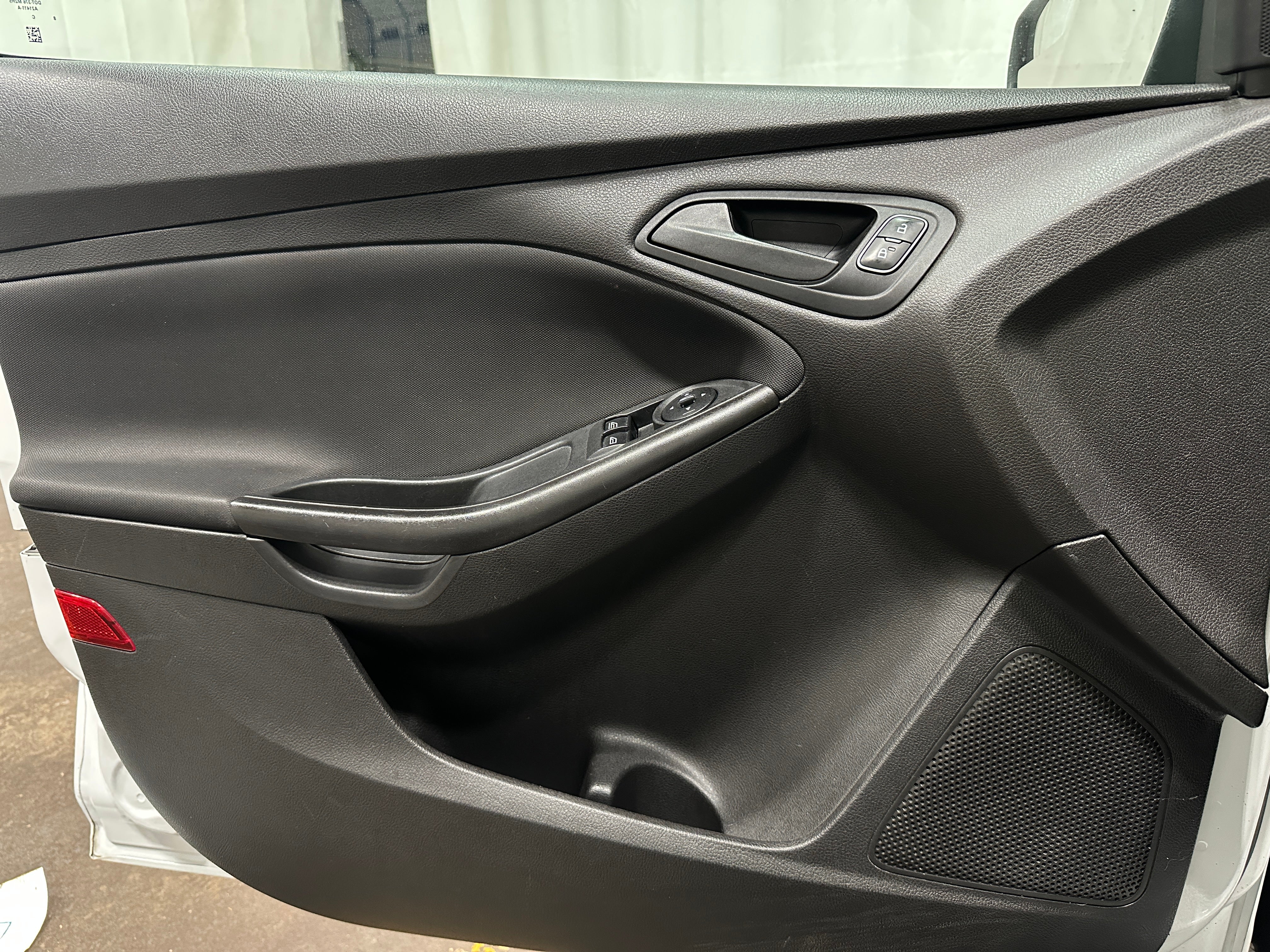 Used 2018 Ford Focus S with VIN 1FADP3E26JL313102 for sale in Oak Creek, WI