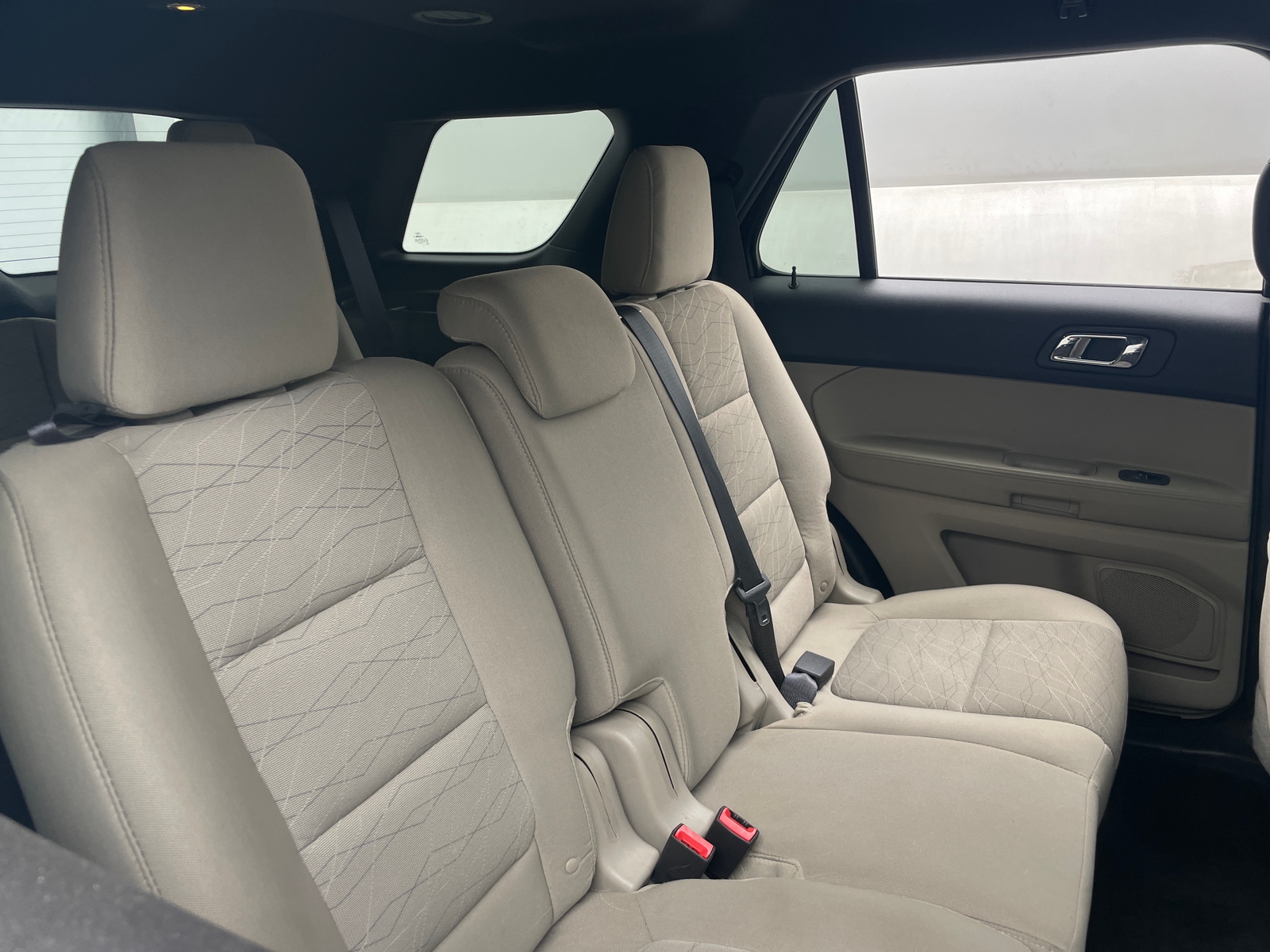 Thumbnail: 2015 Ford Explorer - 6