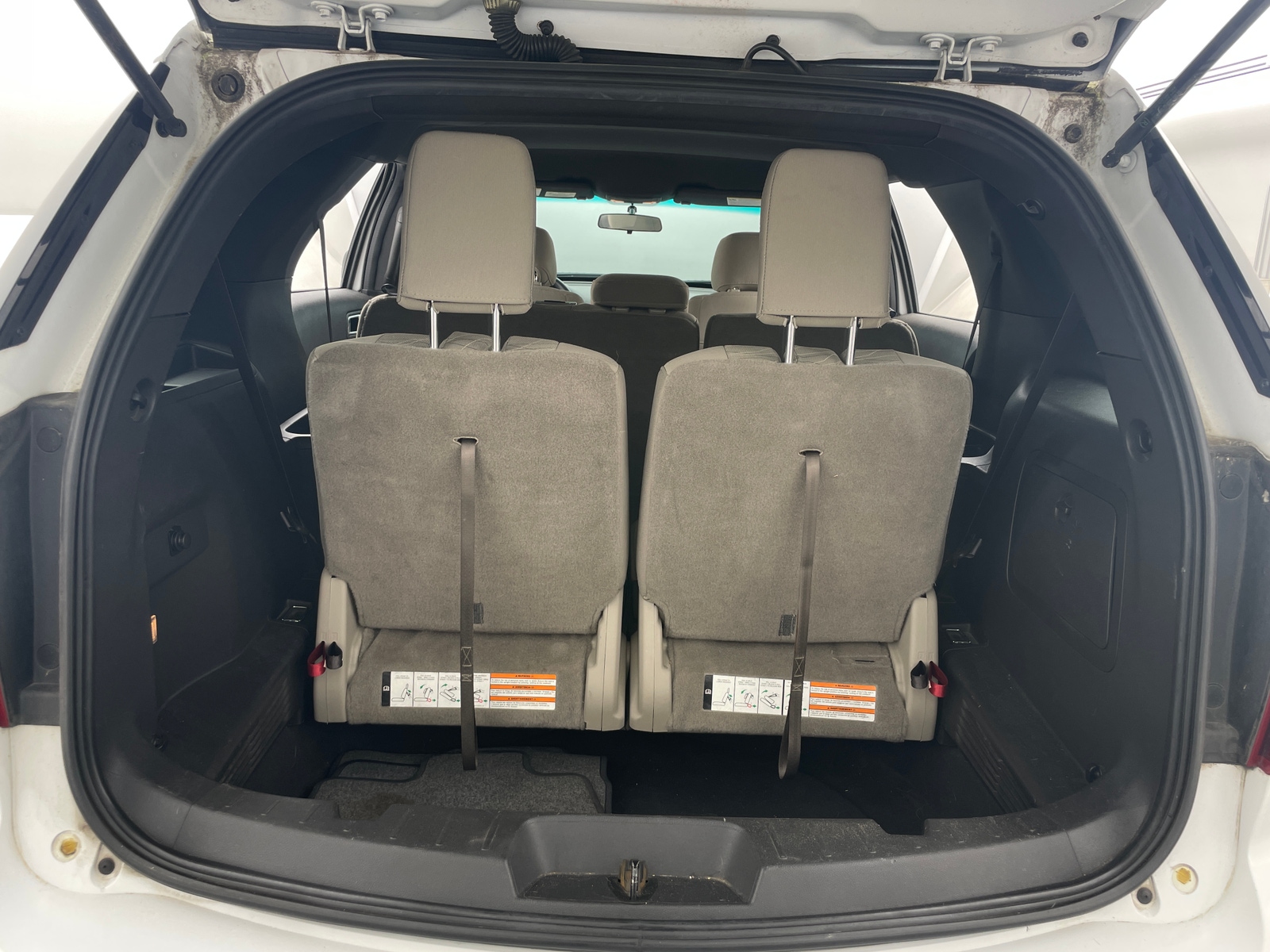 Thumbnail: 2015 Ford Explorer - 7