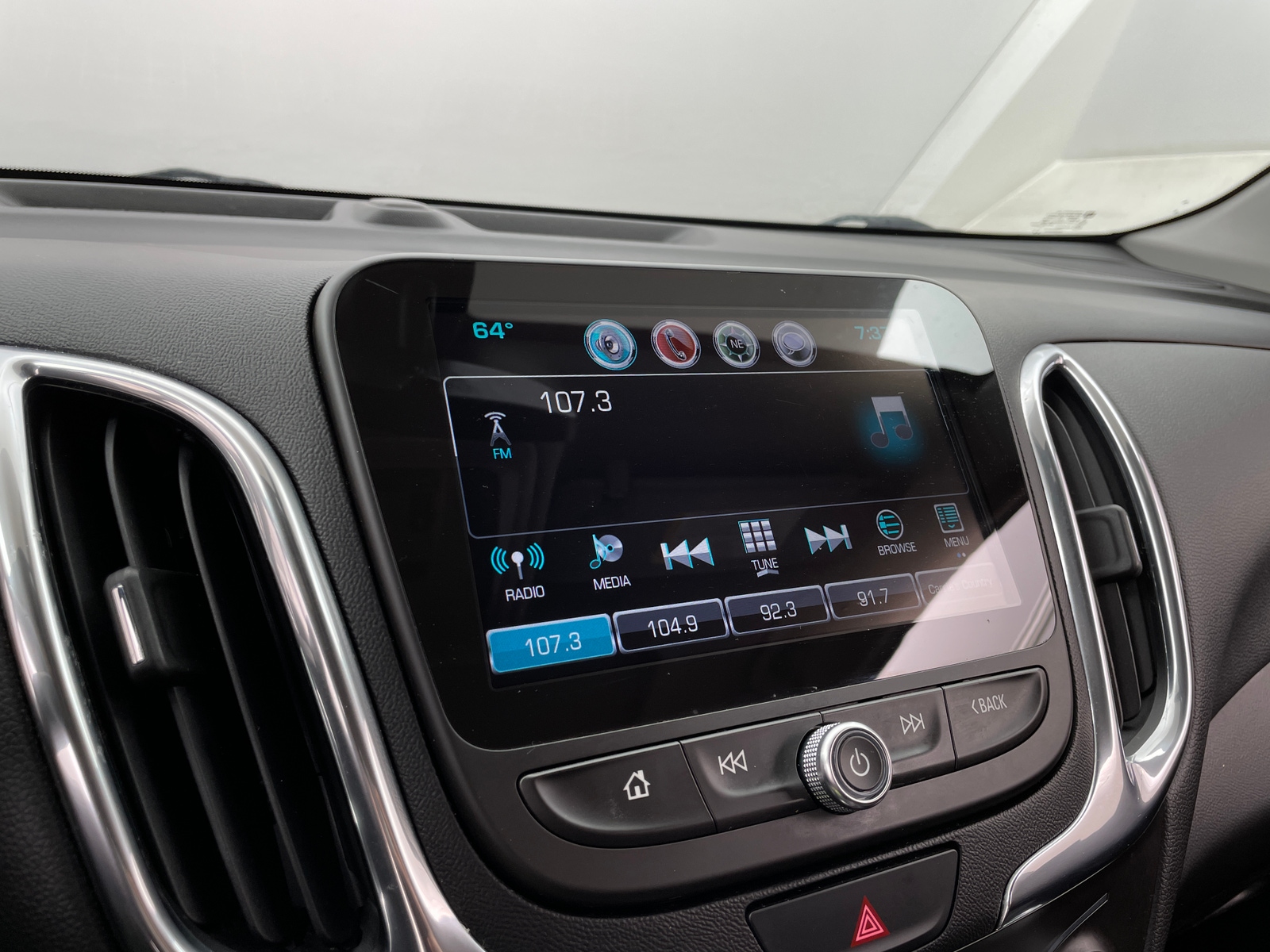 Thumbnail: 2018 Chevrolet Equinox - 4