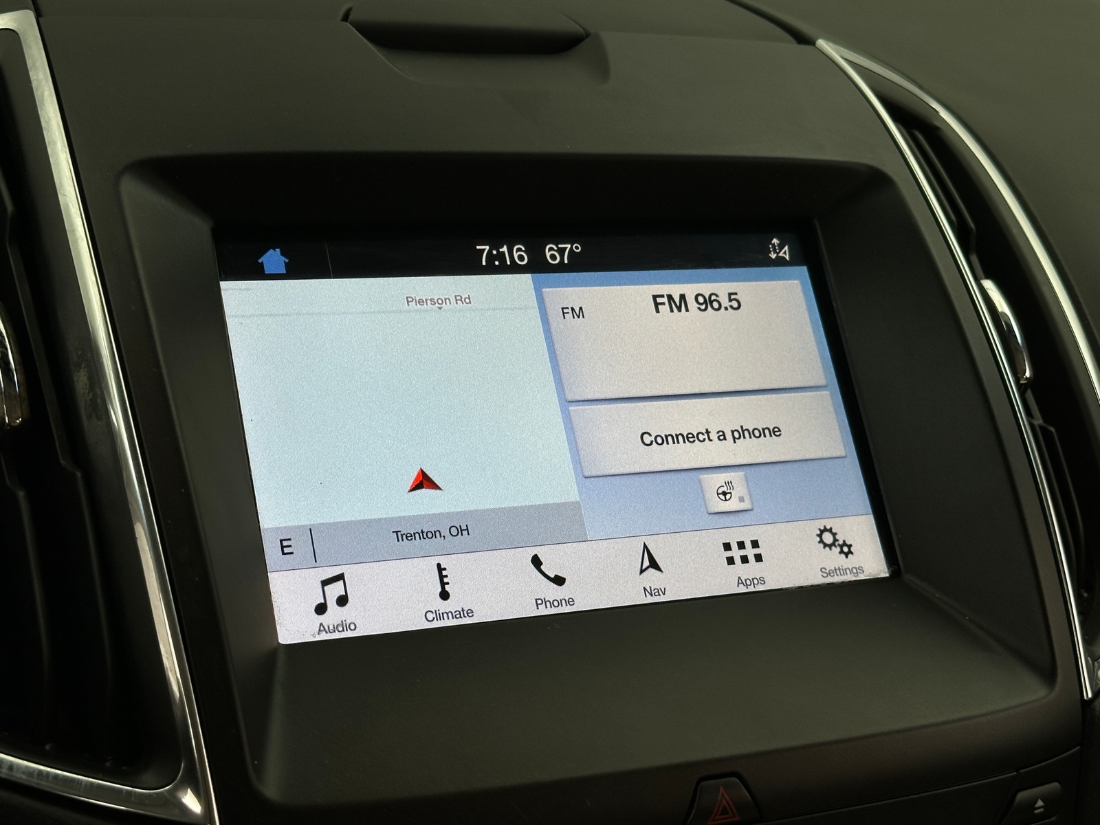 Thumbnail: 2019 Ford Edge - 3