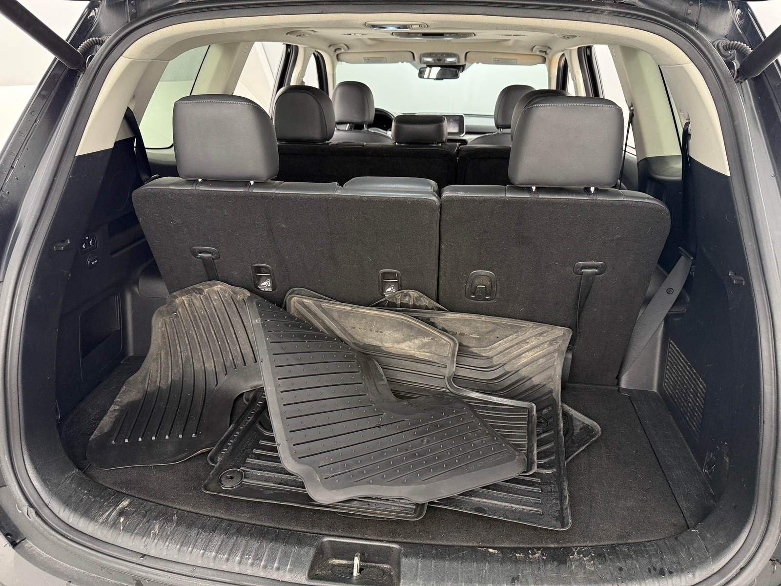 Thumbnail: 2020 Kia Telluride - 6