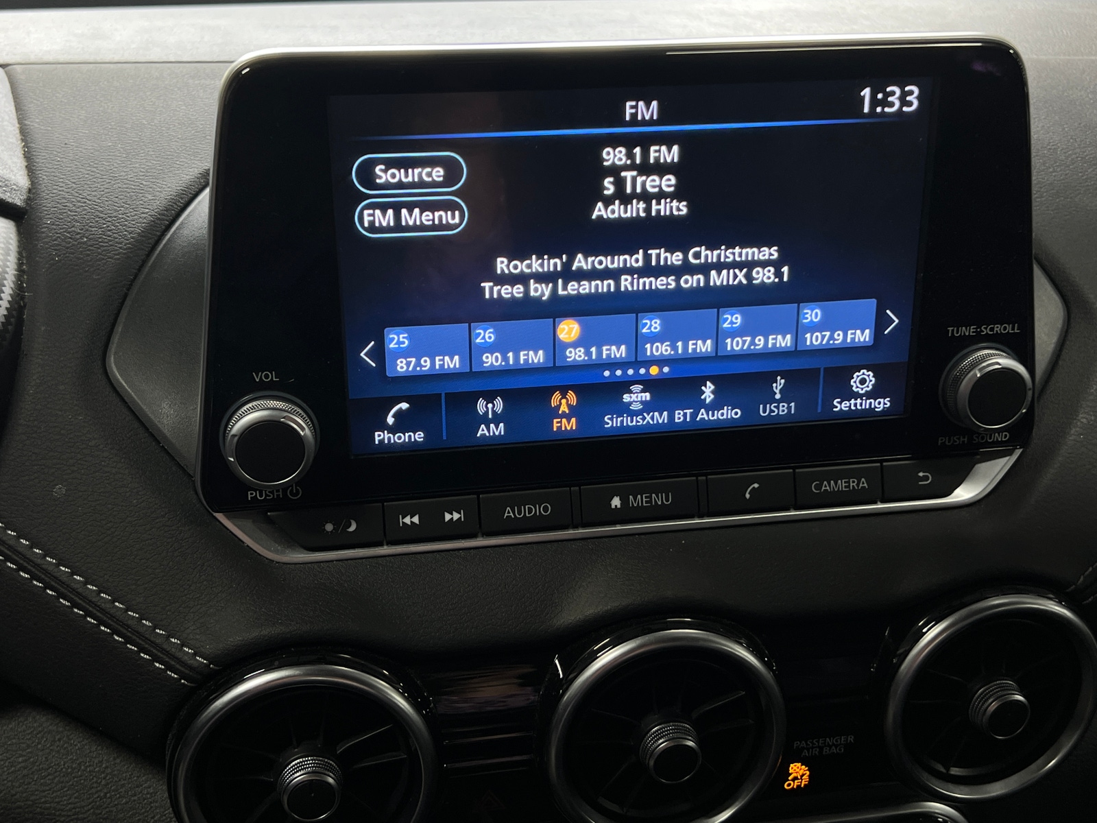 Thumbnail: 2022 Nissan Sentra - 4