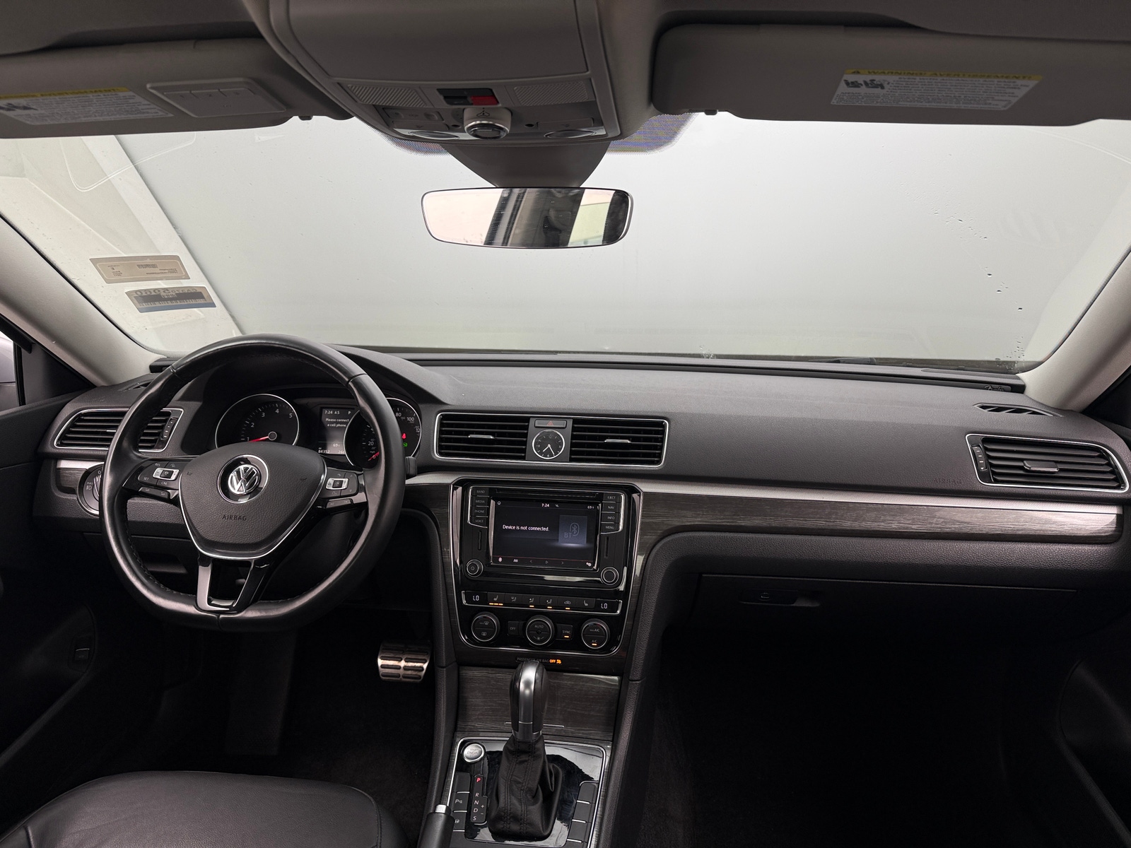 Thumbnail: 2017 Volkswagen Passat - 2