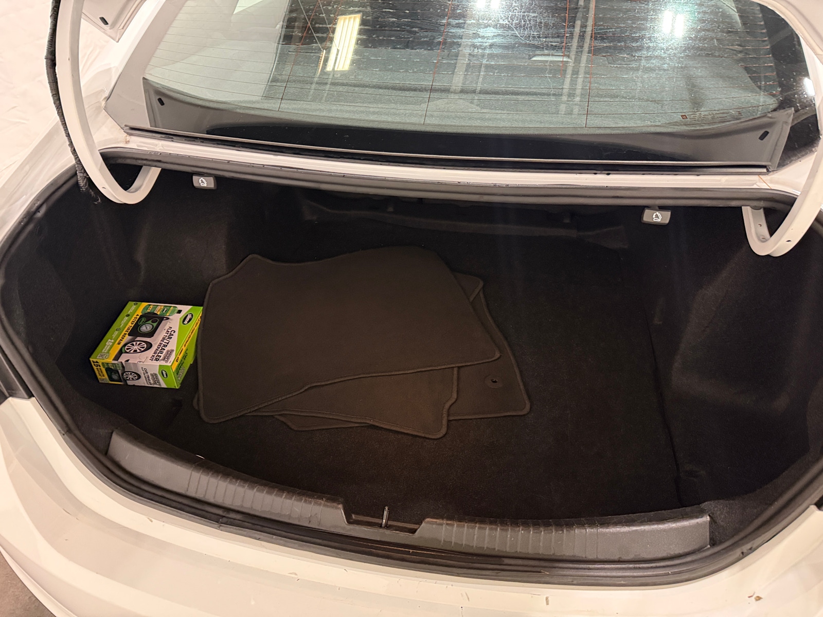 Thumbnail: 2024 Chevrolet Malibu - 7